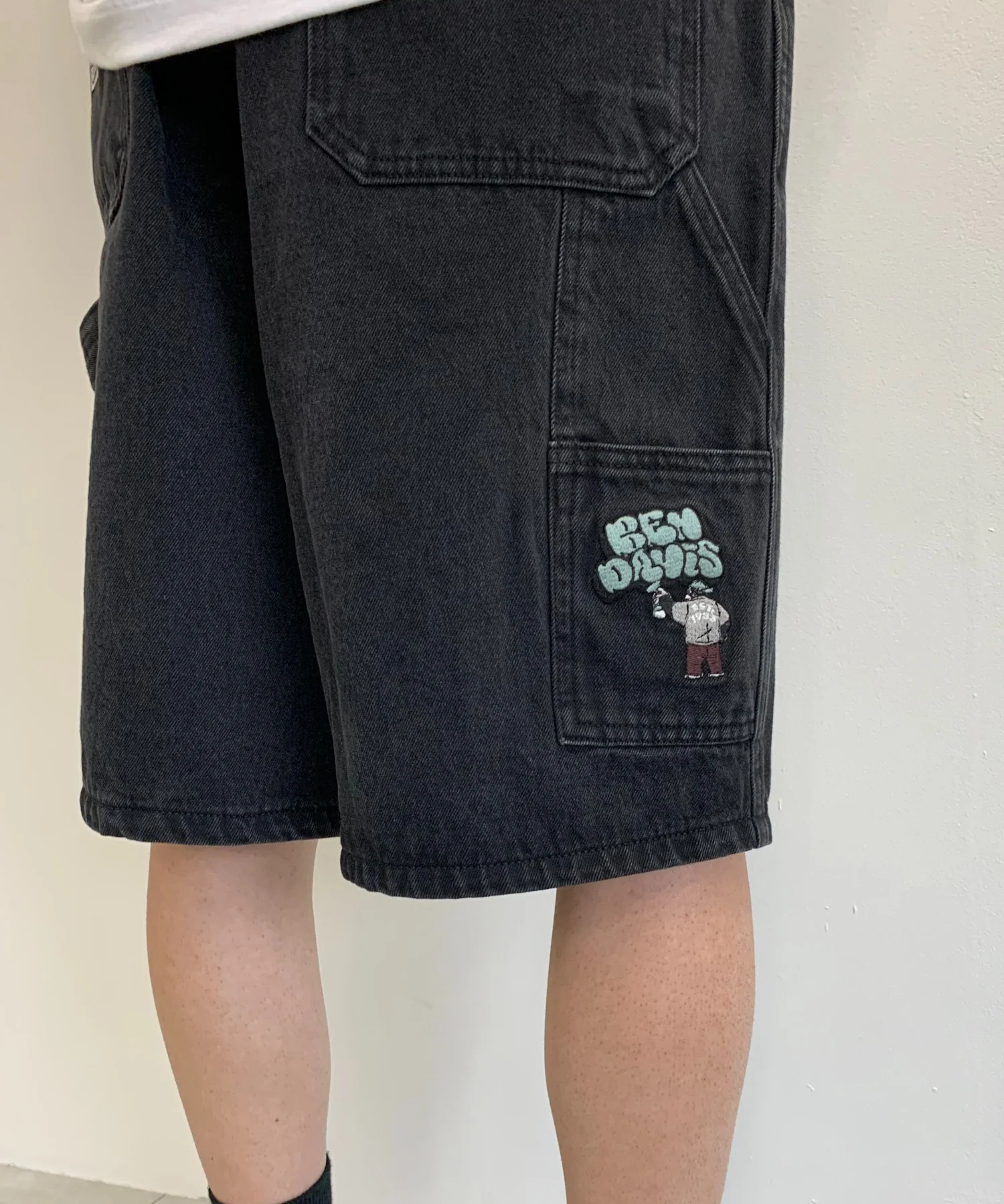 BENDAVIS ロゴ刺繍ワイドショーツ - Image 4