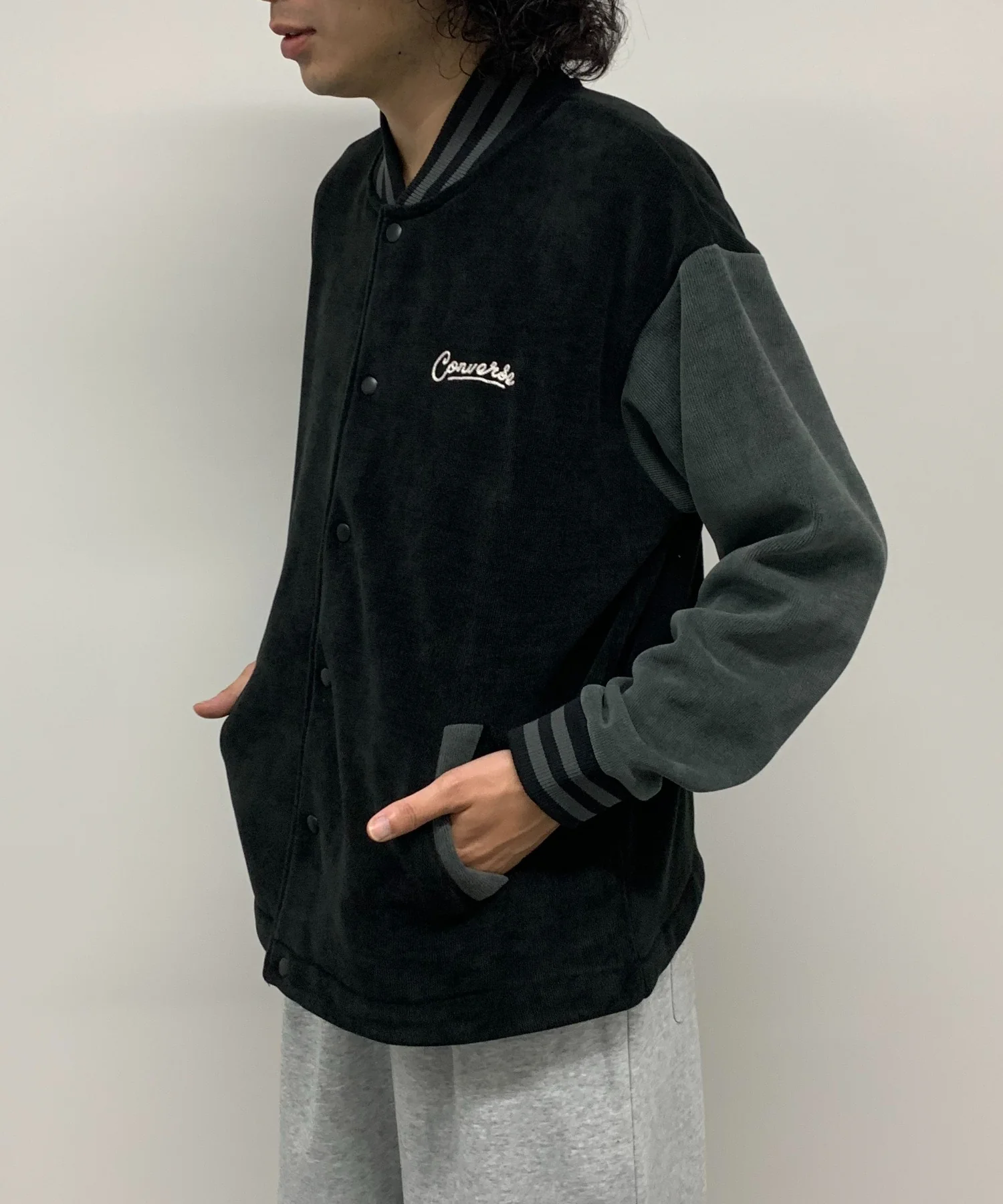 CONVERSE 裾ドロストモチーフスタジャン - Image 4