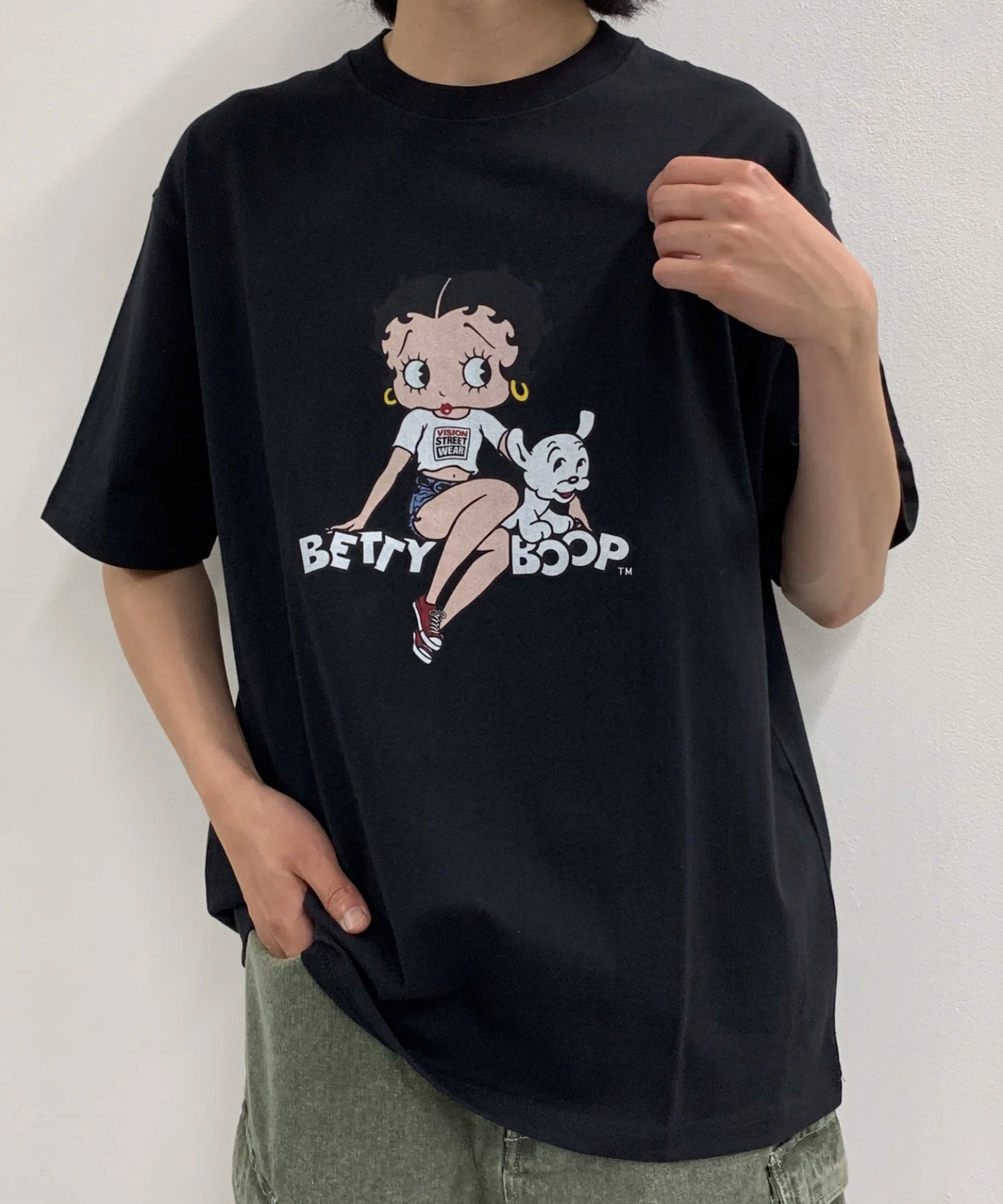VISION BETTY T - Image 2
