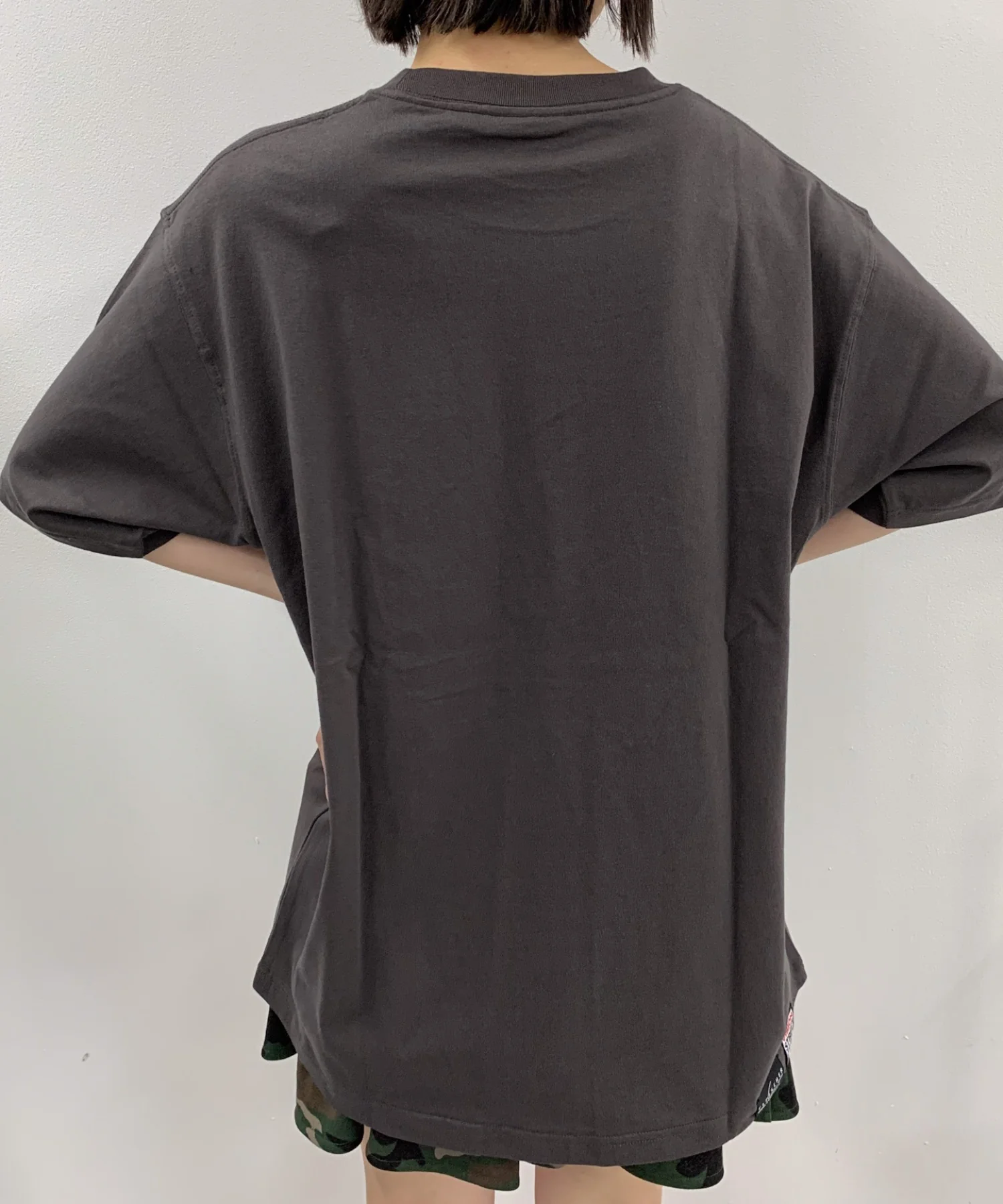 VISION BETTYグラフィックT - Image 11