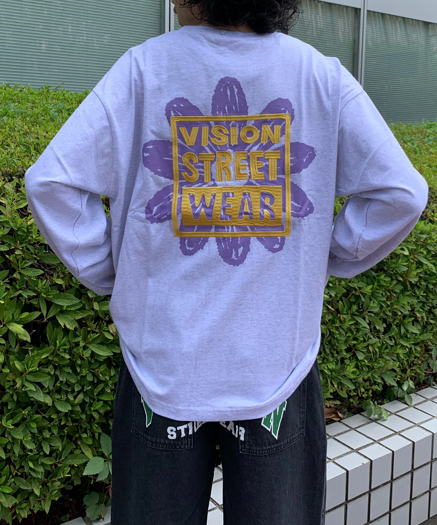 VISION　フラワーロゴロンT - Image 3
