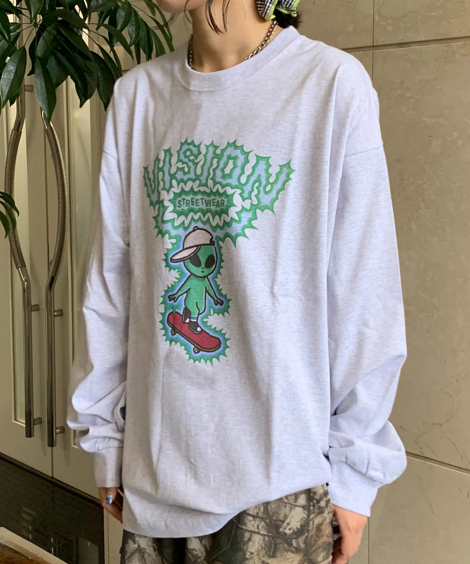 VISION　エイリアングラフィックロンT - Image 8
