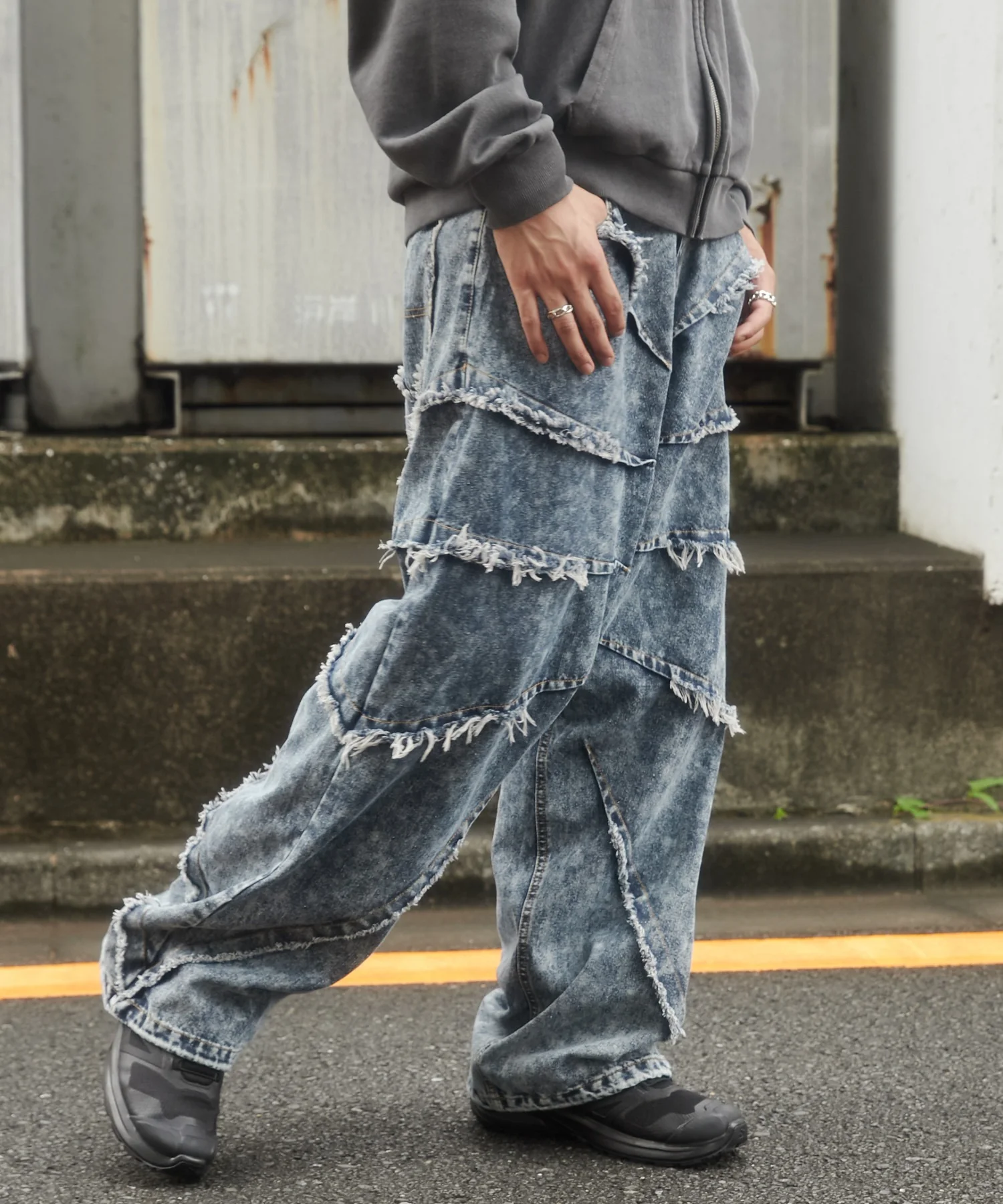ダーツフリンジデニムパンツ - Image 10