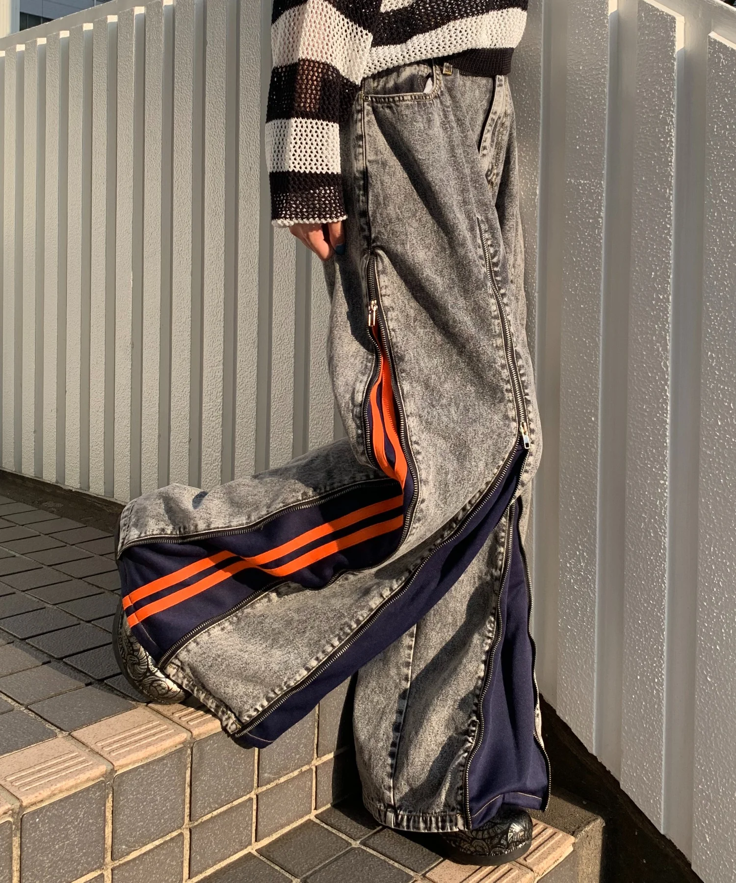 ジャージドッキングZIPデニムパンツ - Image 2