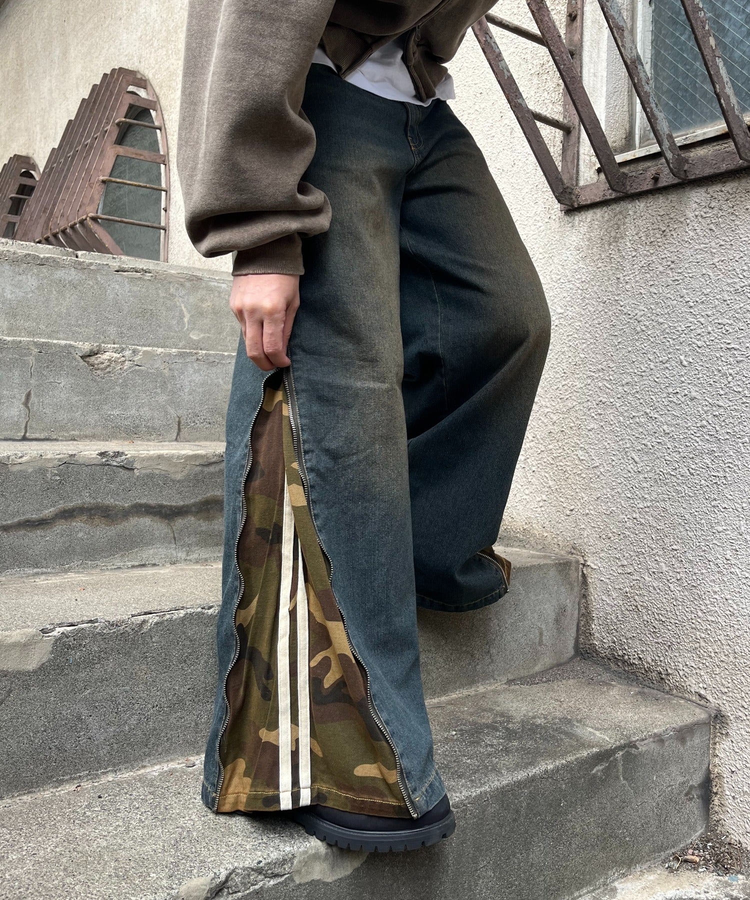 2WAYデニムZIPパンツ - Image 3