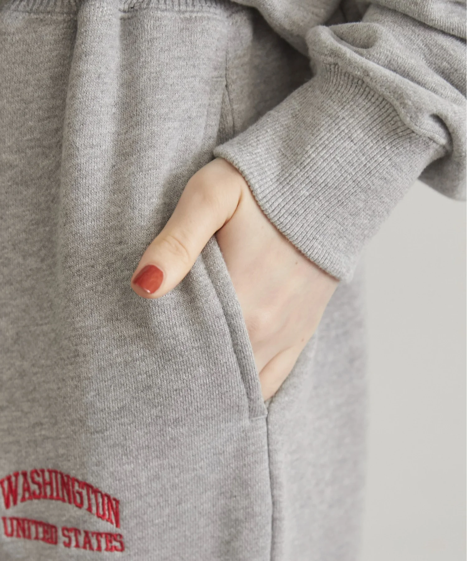 ワンポイント刺繍スウェットパンツ - Image 20