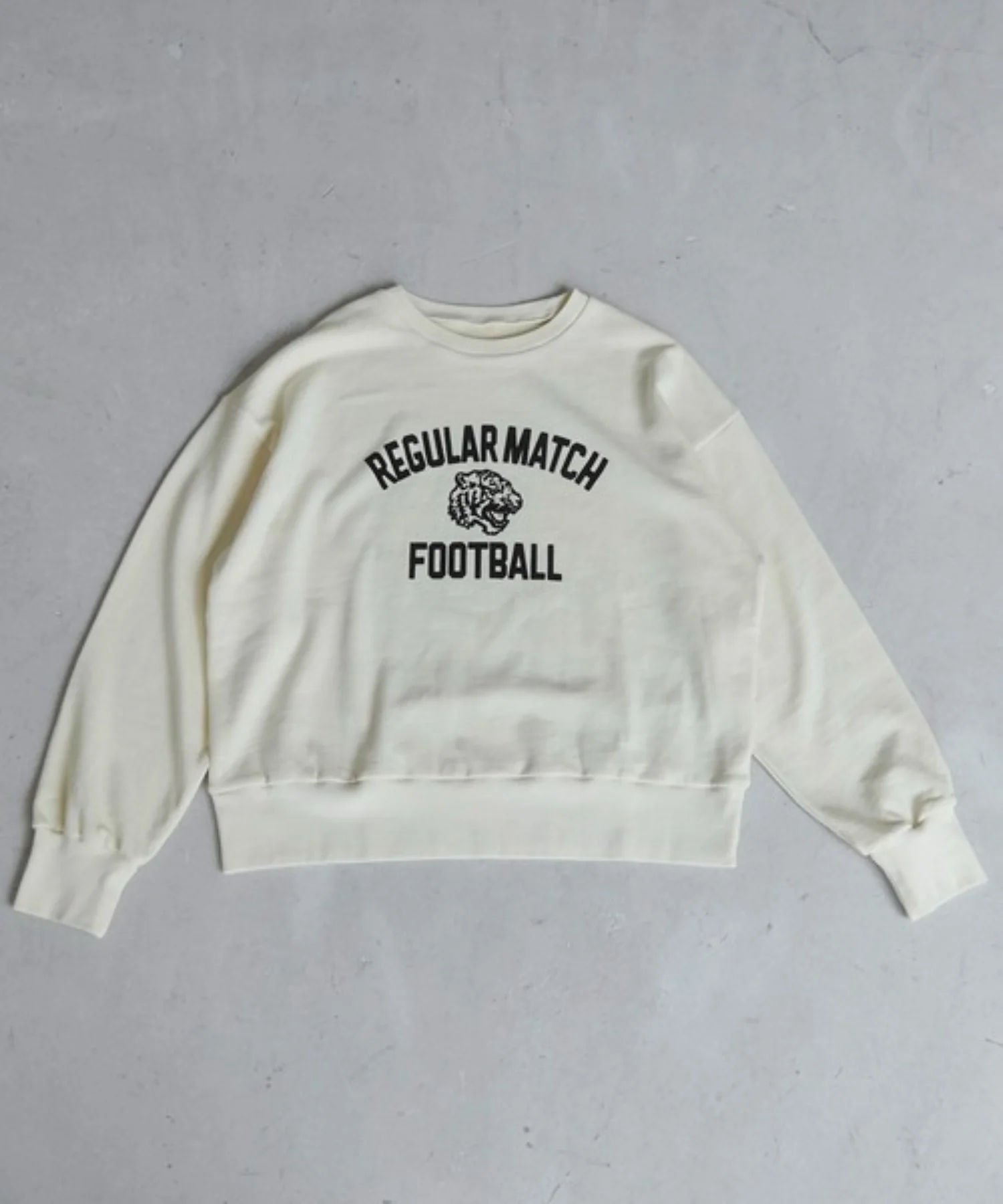 ピグメントカレッジロゴショートスウェット - Image 18