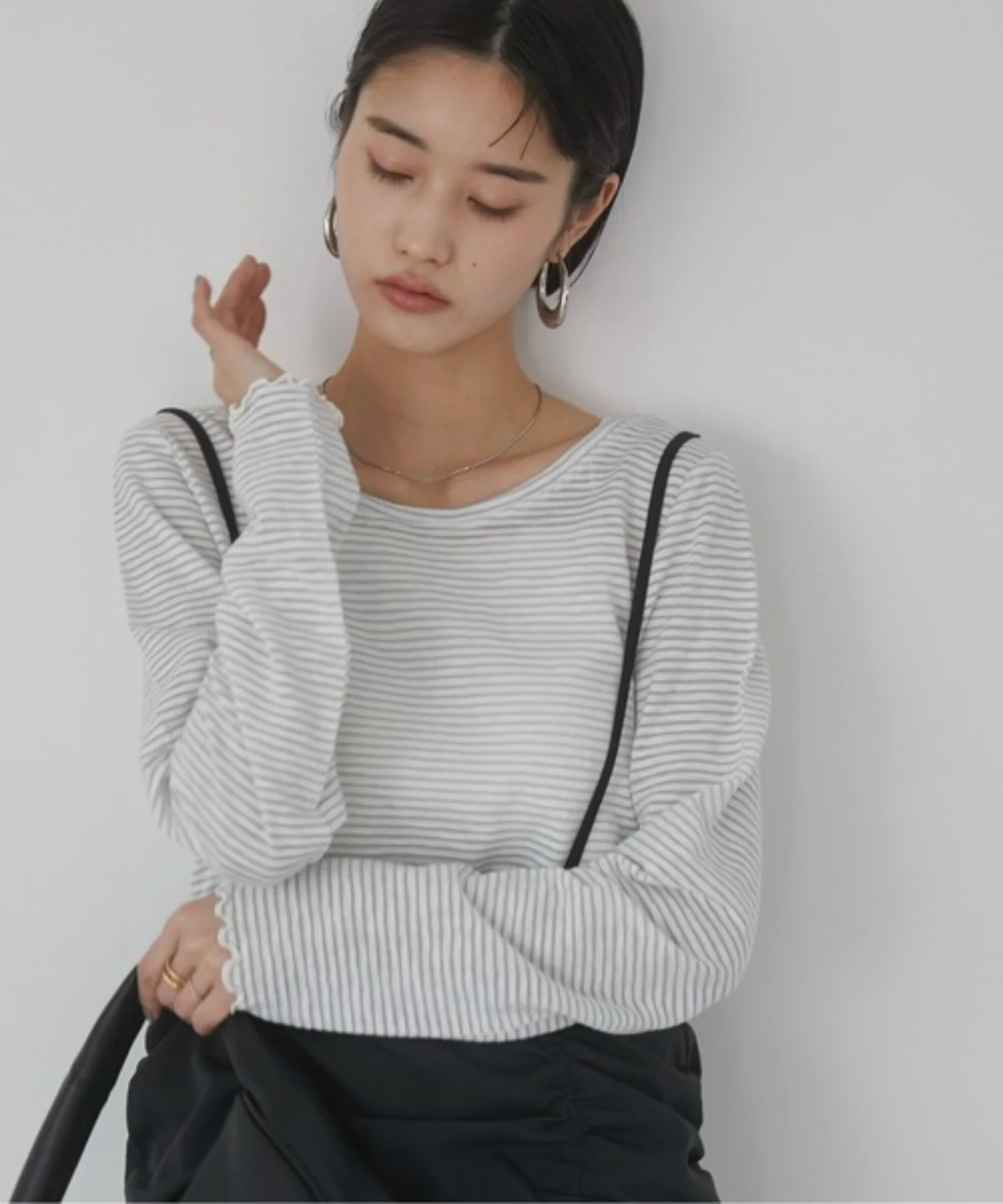 シアーボーダーバックオープントップス - Image 3