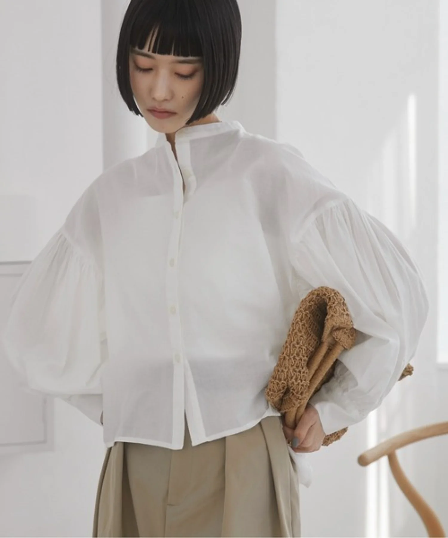 ボリューム袖ショートブラウス - Image 7