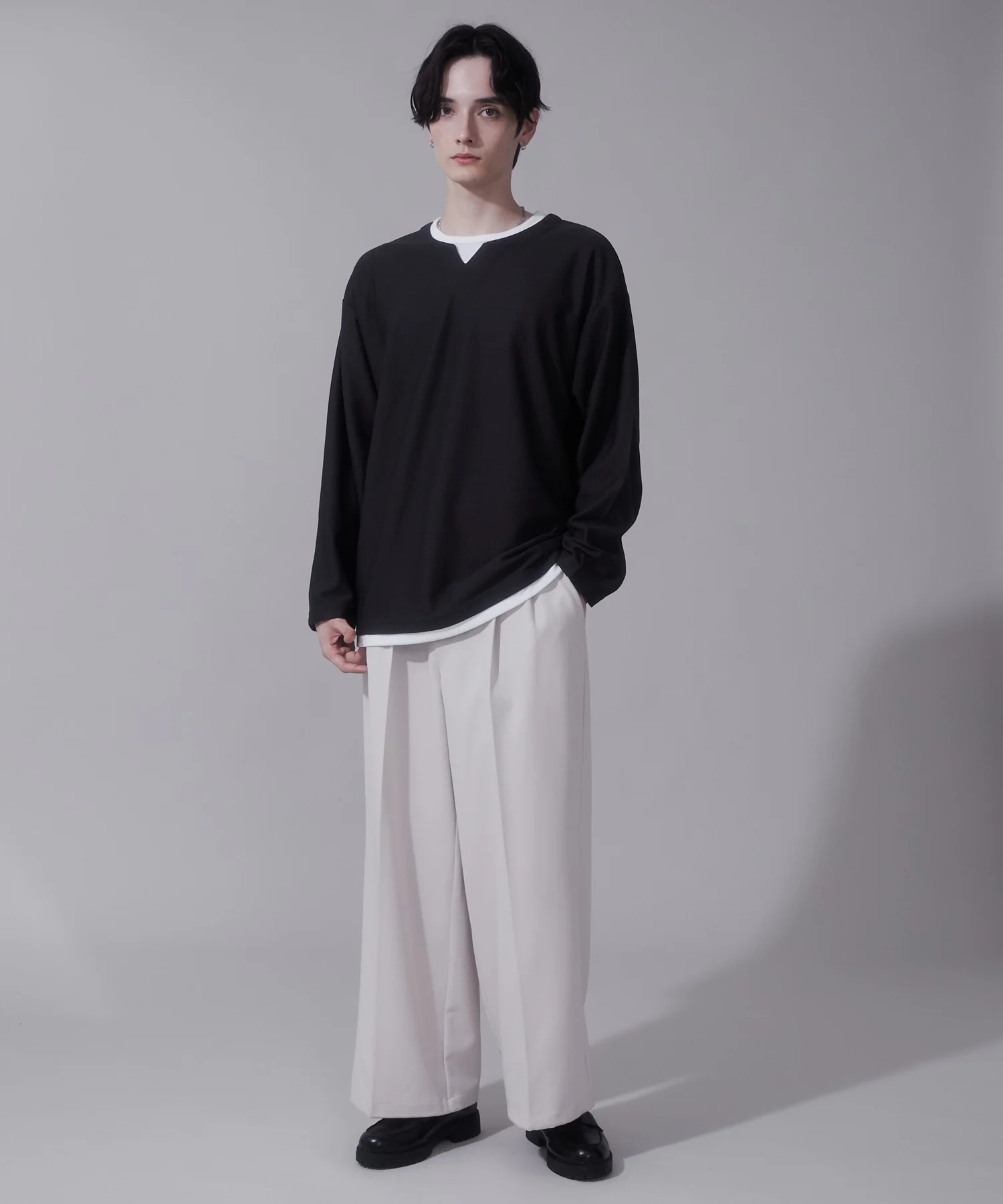 フェイクレイヤードキーネックT（LS） - Image 4