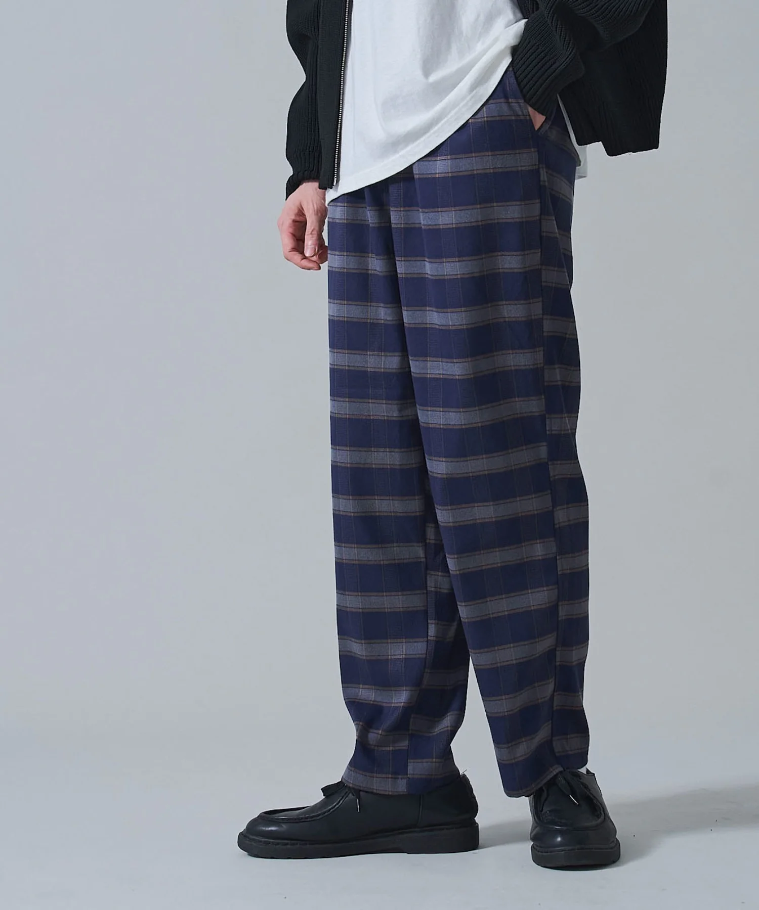 チェックテーパードスラックス - Image 14