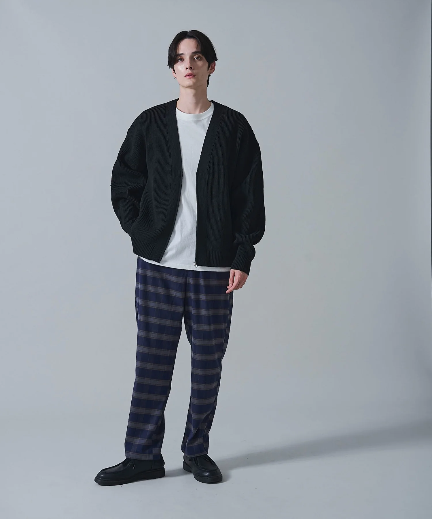 チェックテーパードスラックス - Image 15