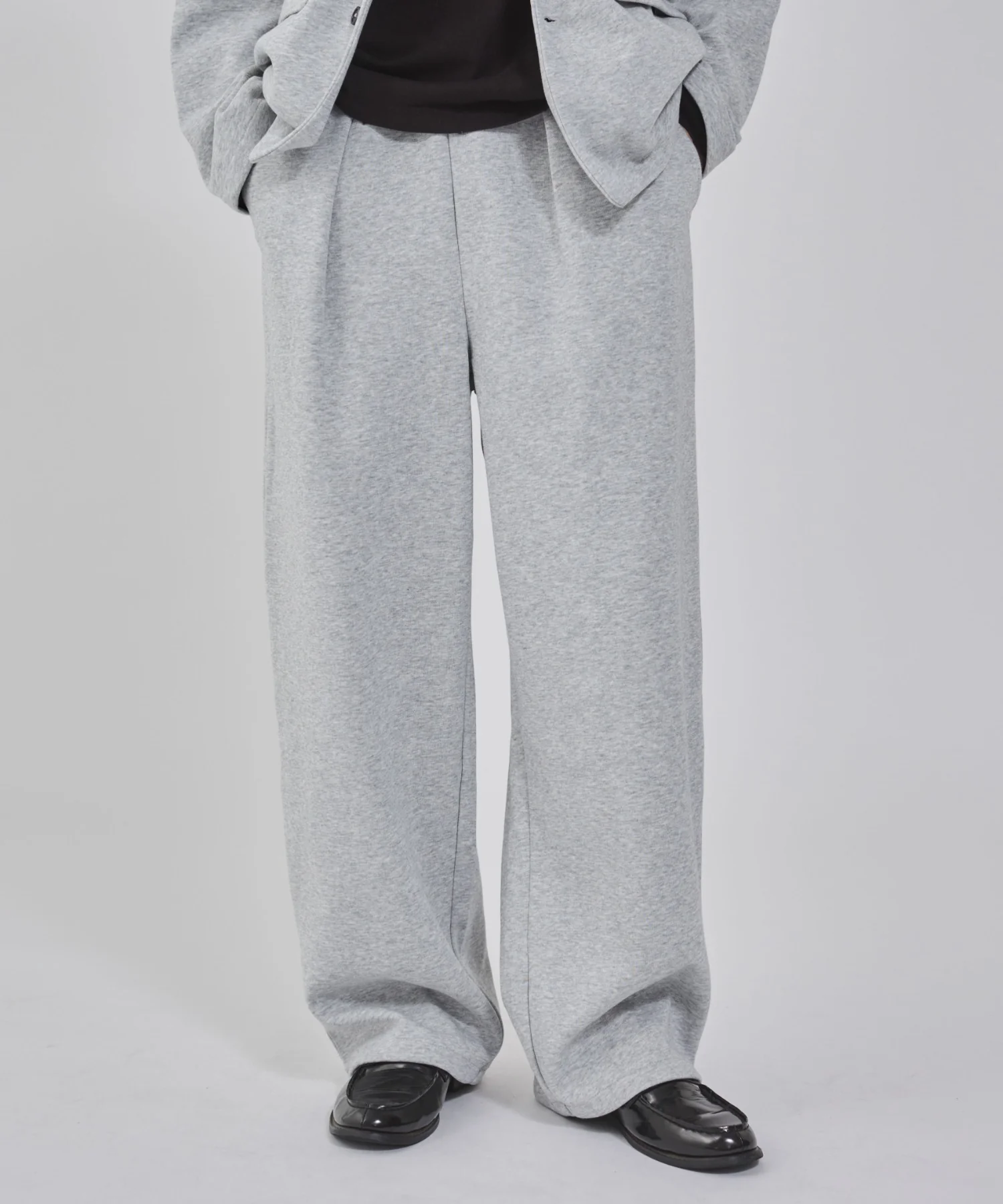 ボンディングワイドスウェットパンツ - Image 2