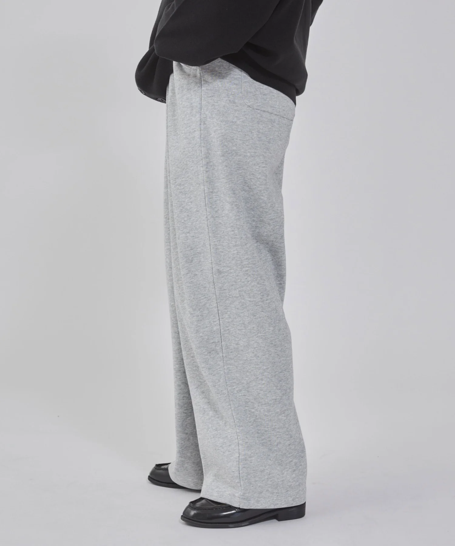 ボンディングワイドスウェットパンツ - Image 23