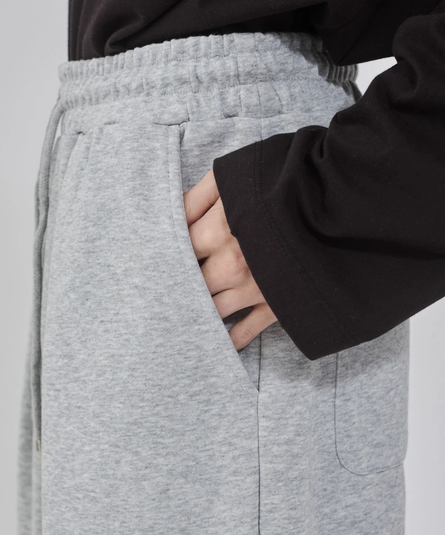 ボンディングワイドスウェットパンツ - Image 8
