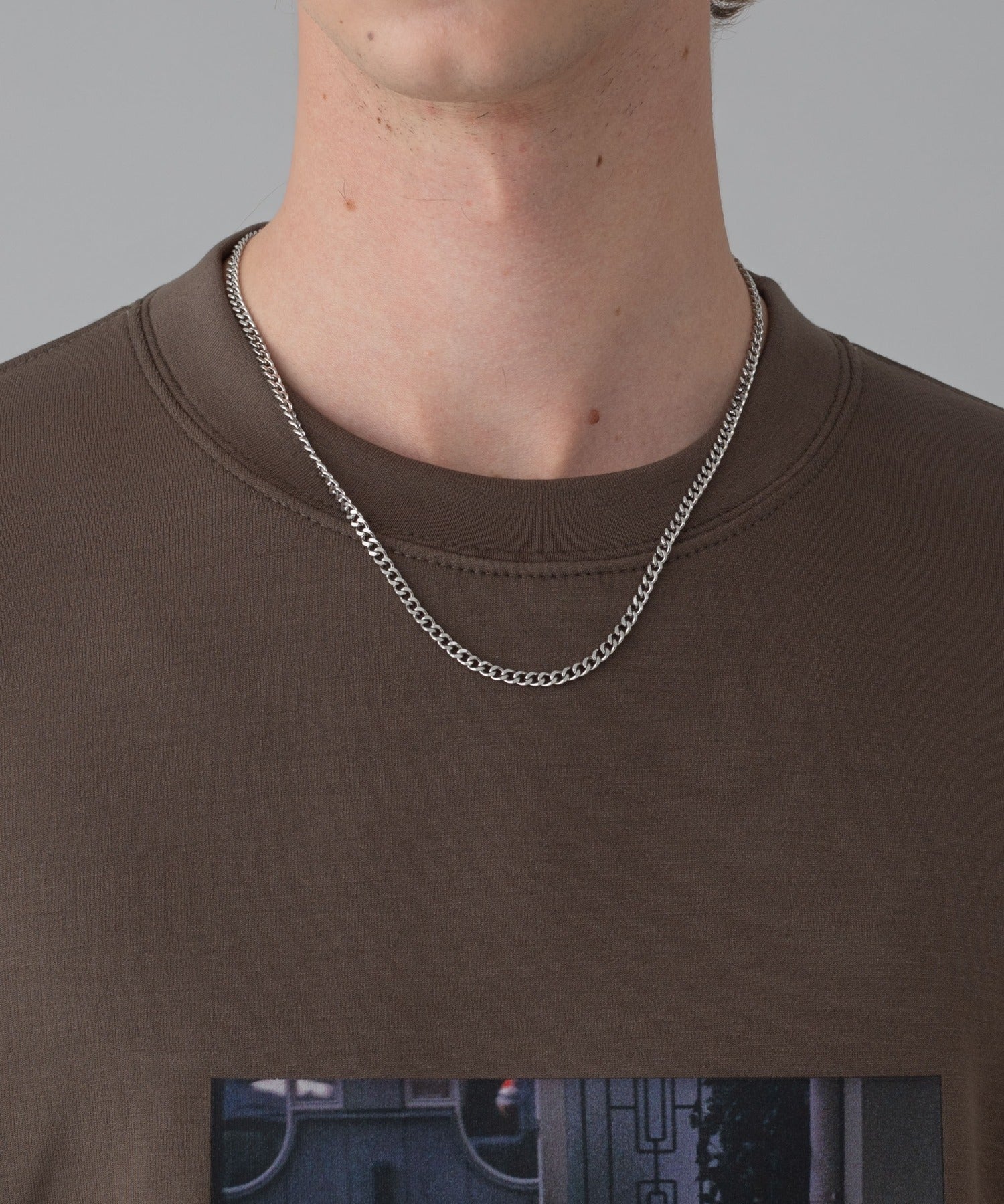 アクセ付きフォトグラフィックプルオーバー - Image 10