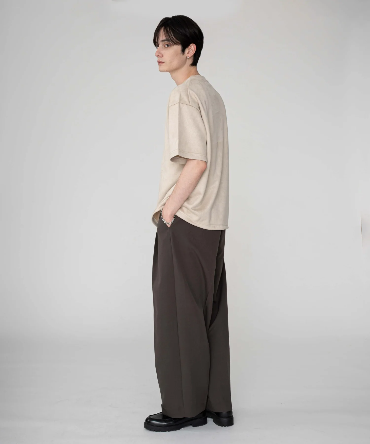 フェイクスウェードエンボスロゴT（SS） - Image 12