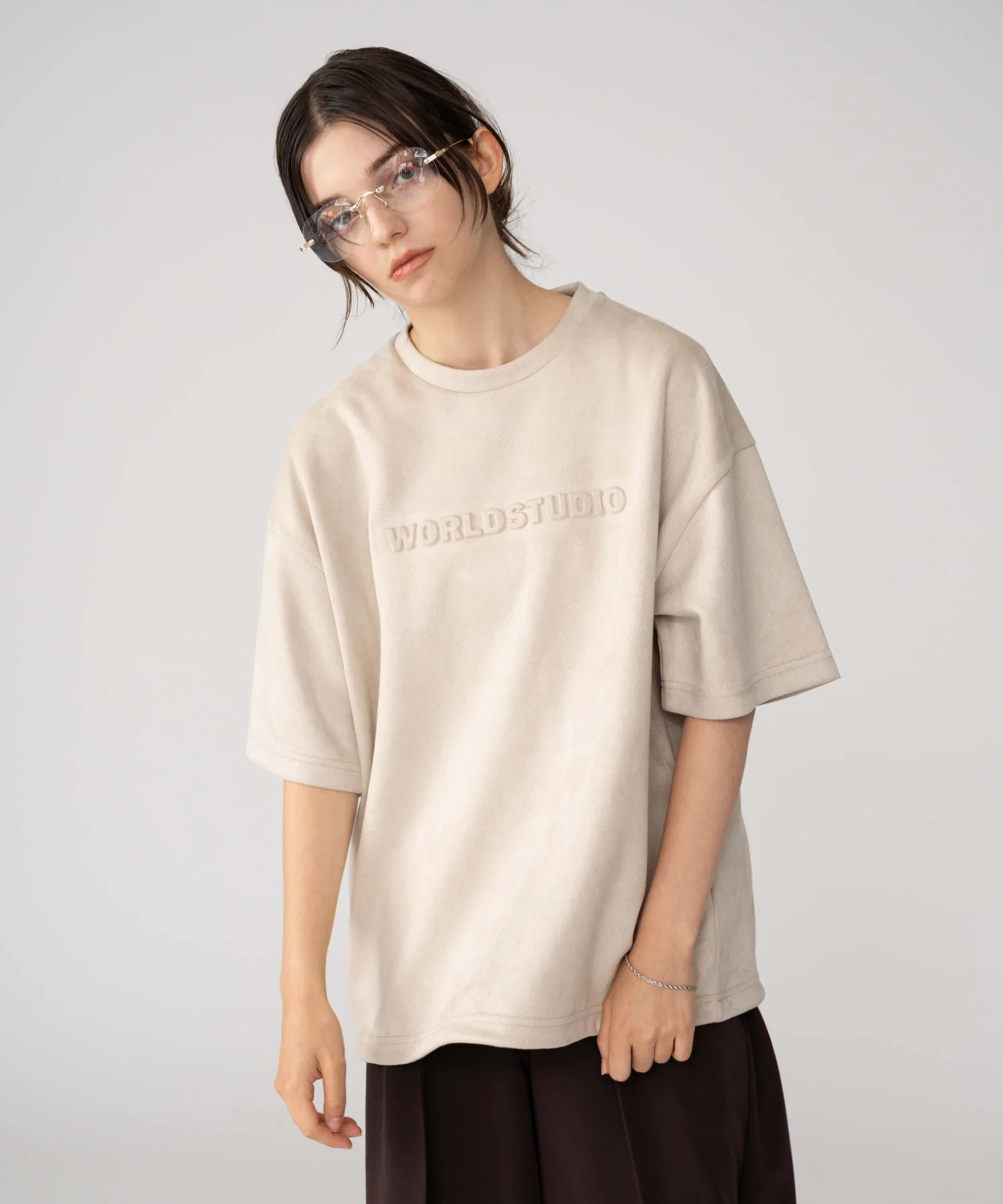 フェイクスウェードエンボスロゴT（SS） - Image 19