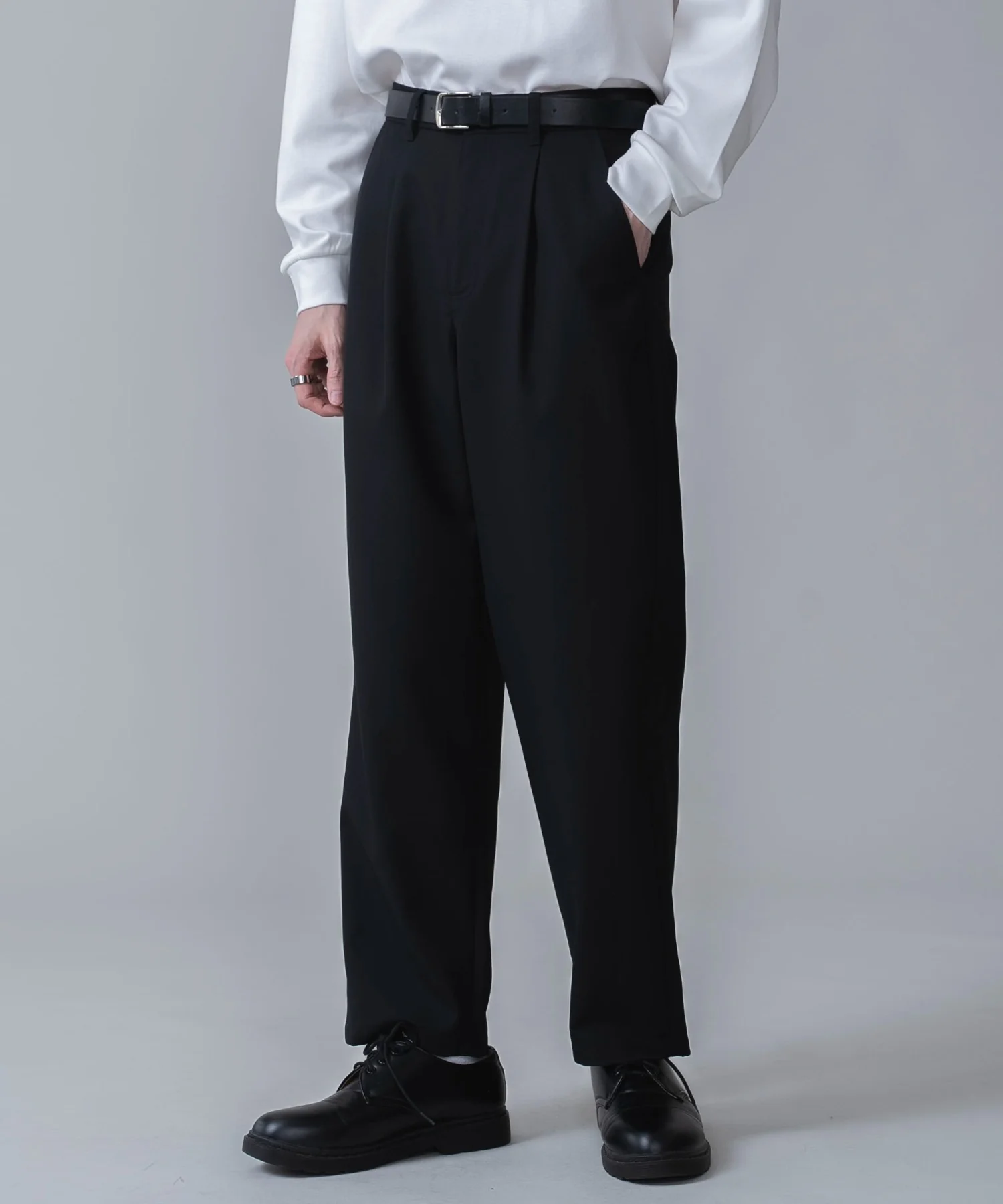 TRベルト付きスラックス - Image 13
