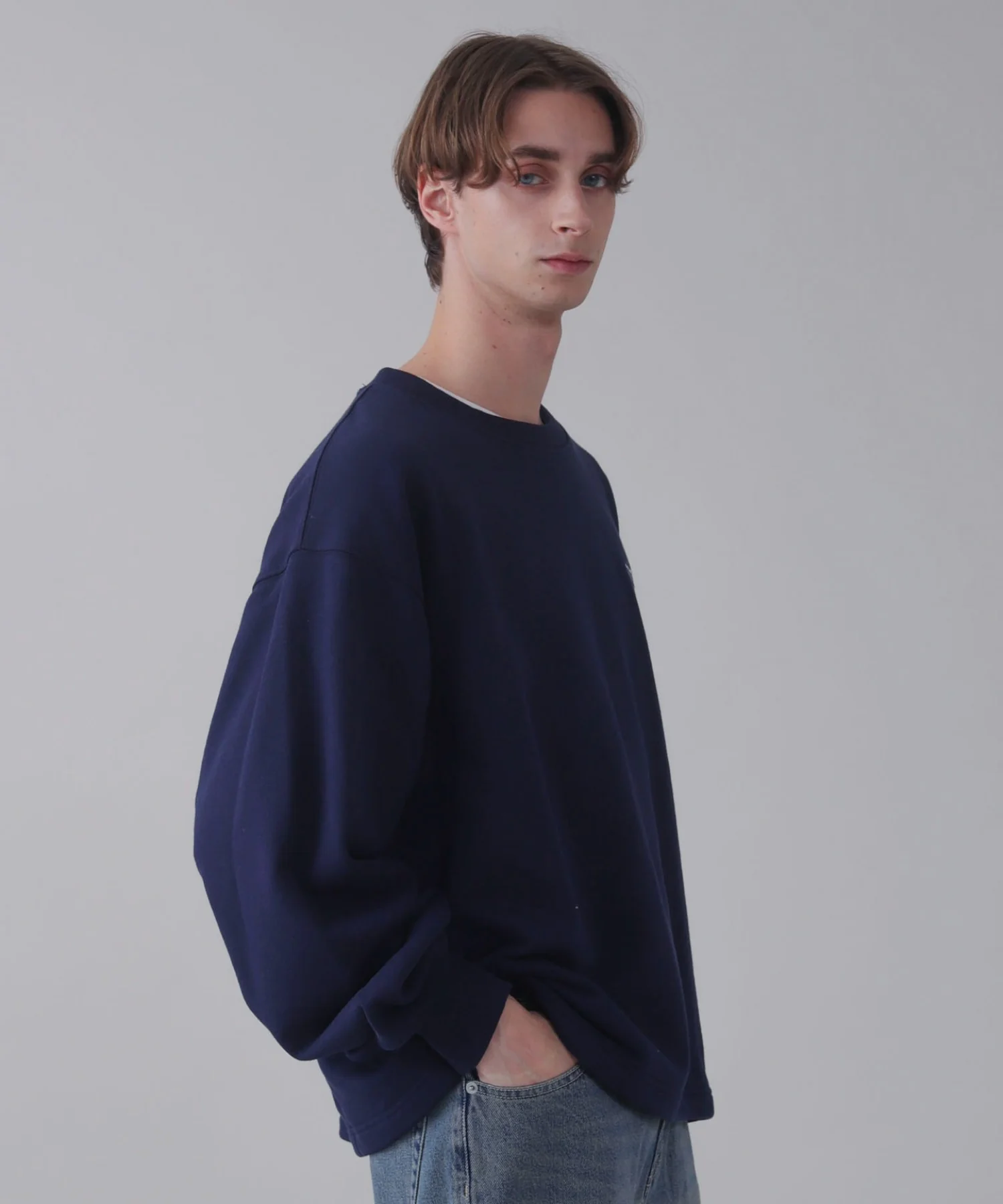 ショートドロストワンポイント刺繍プルオーバー - Image 33