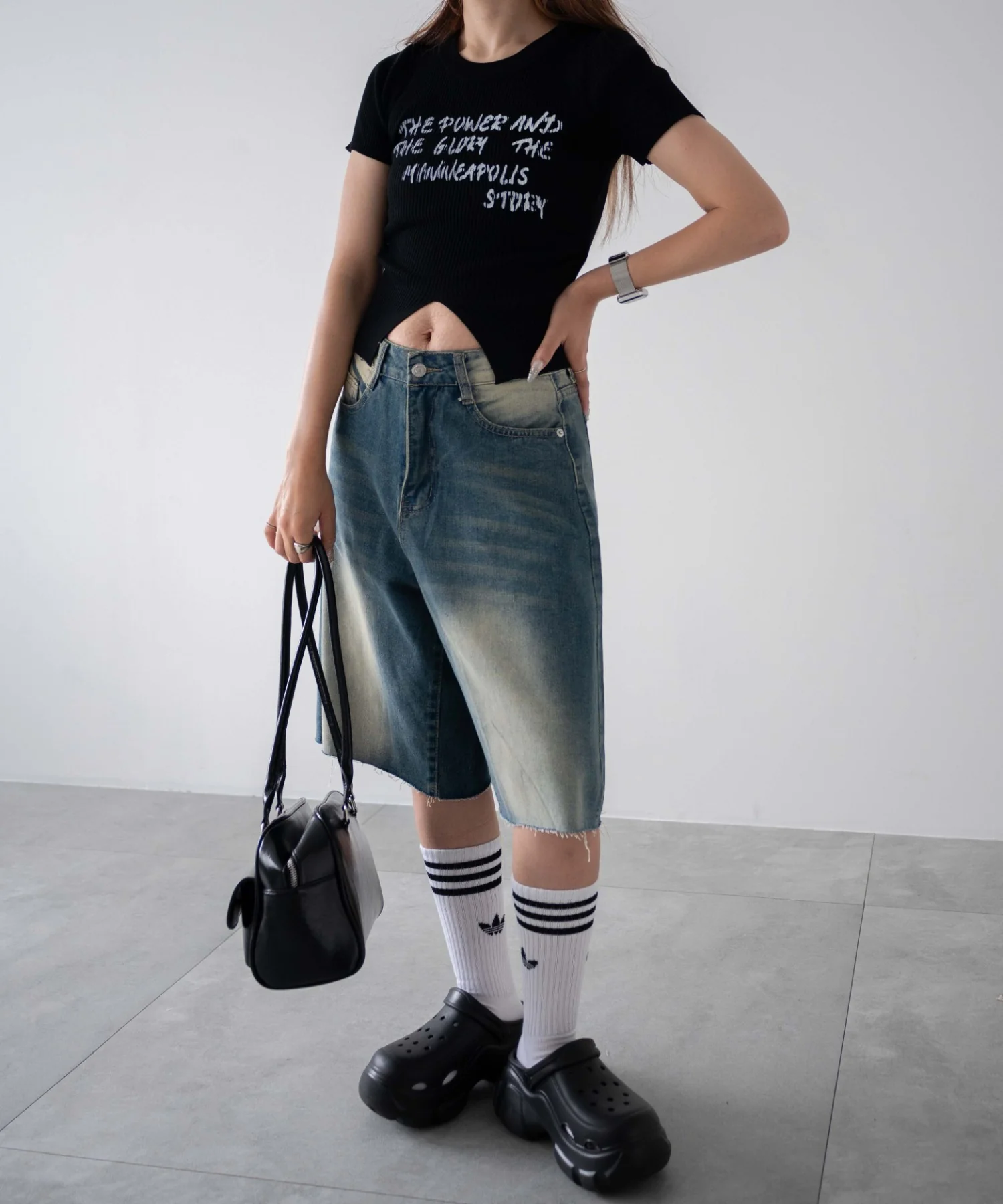 ウオッシュドデニムハーフパンツ - Image 3