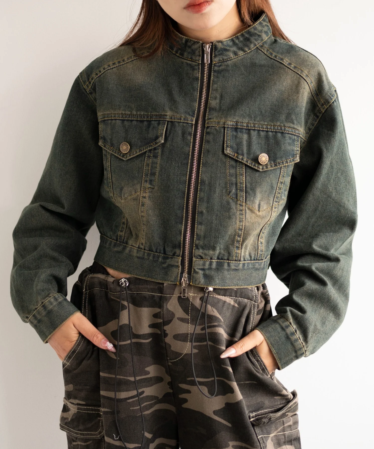 Wジップクロップドバイカーデニムジャケット - Image 6