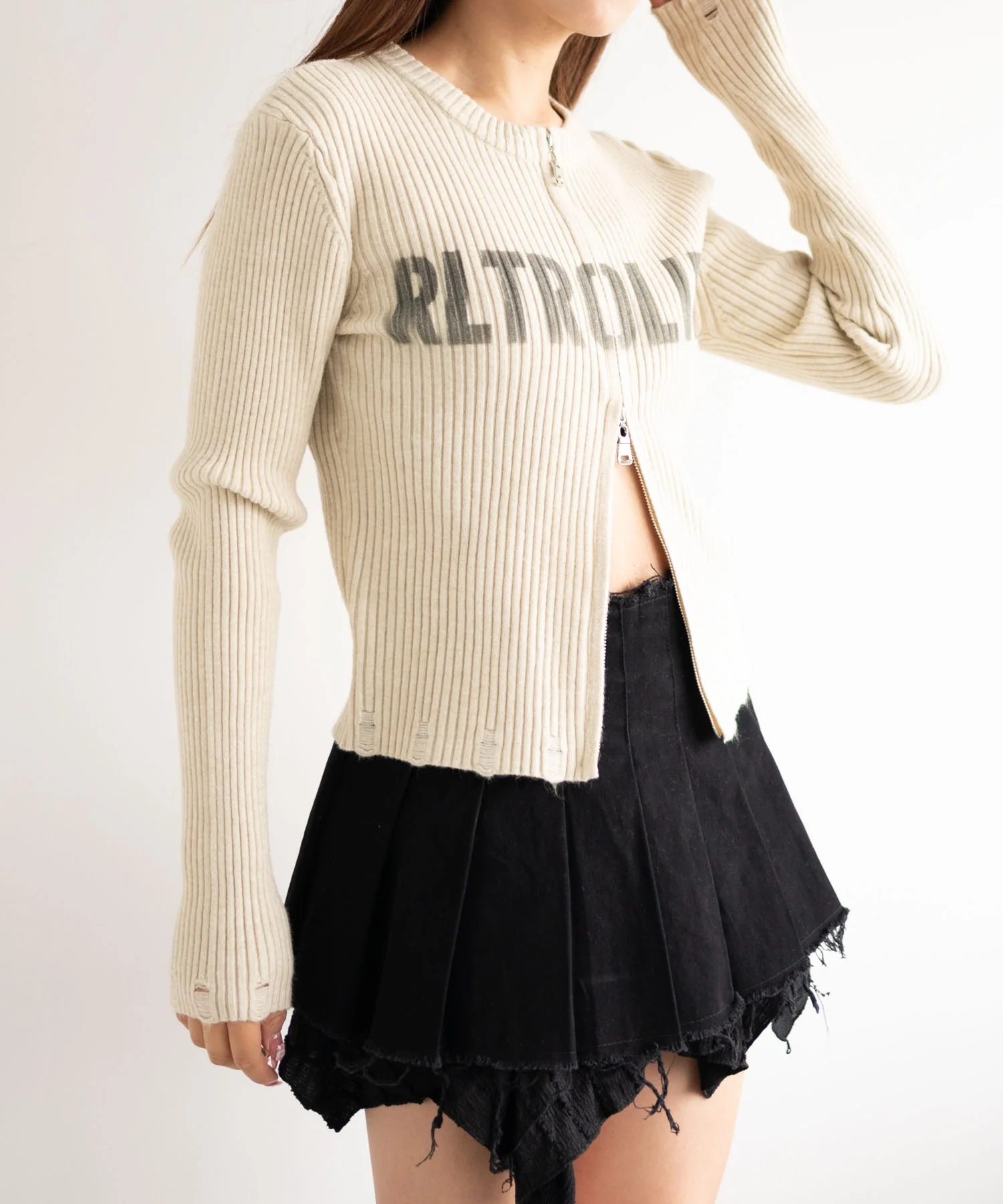 シンプルロゴWZIPニット - Image 5