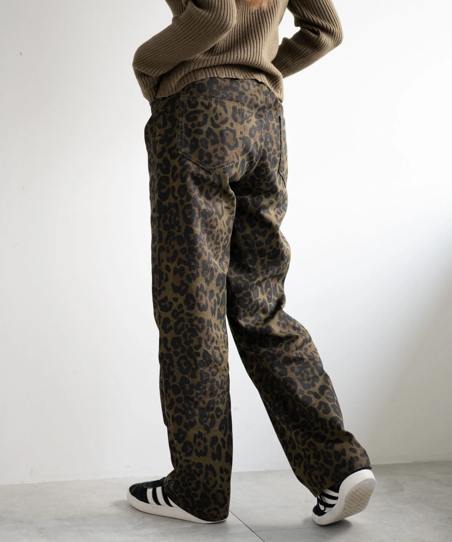 レオパードストレートパンツ - Image 5