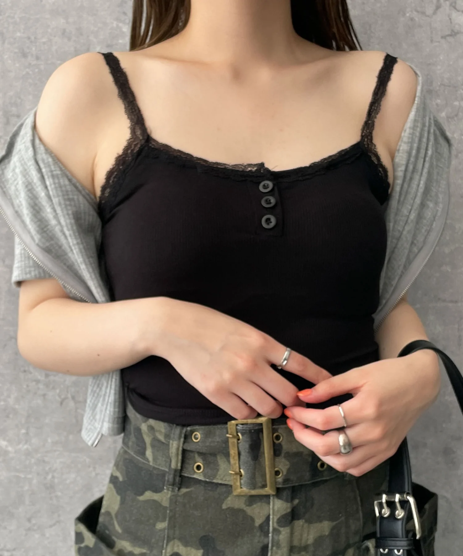 パット付きフロントボタンレースキャミ - Image 10