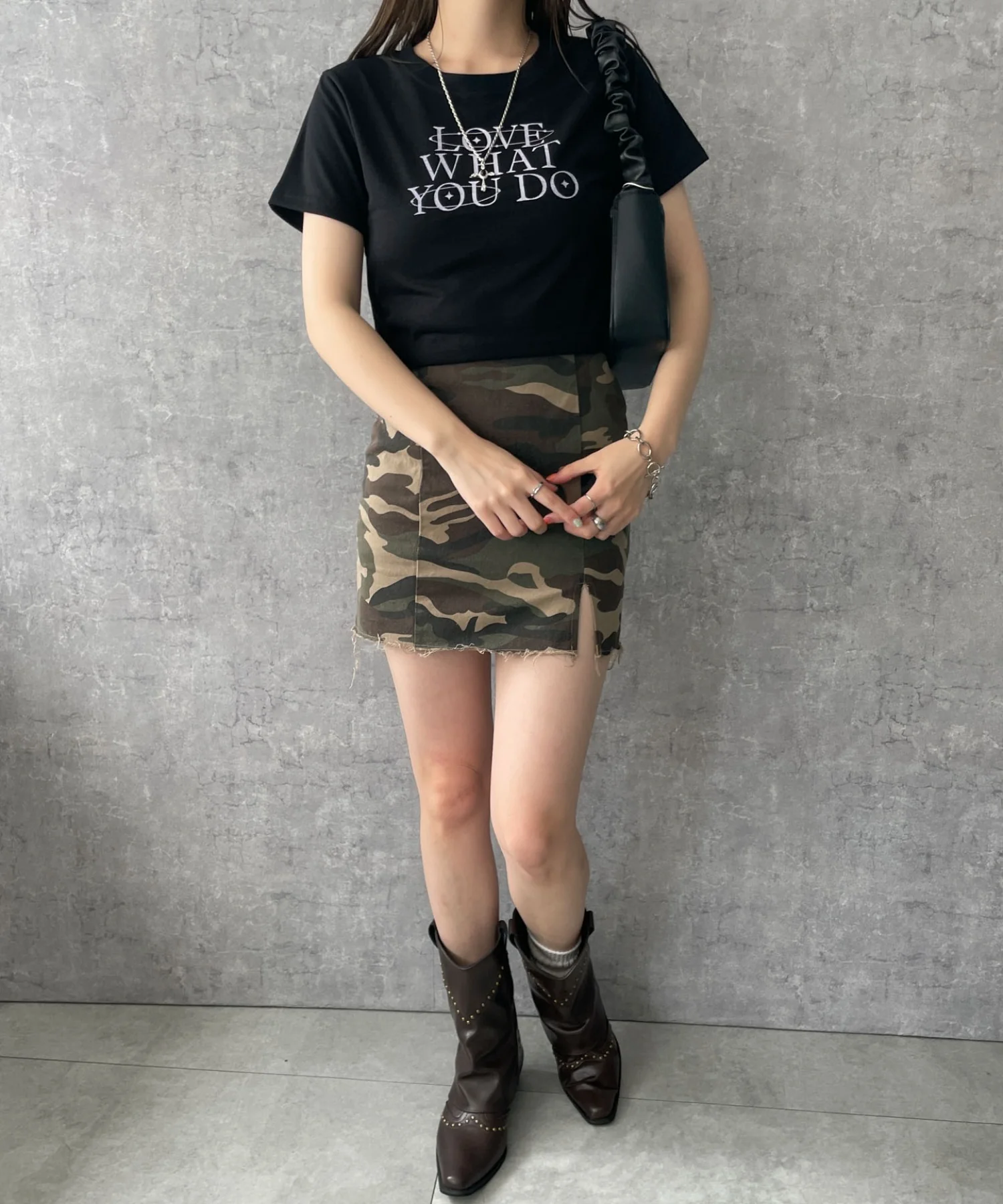 シンプルロゴクロップドT - Image 12
