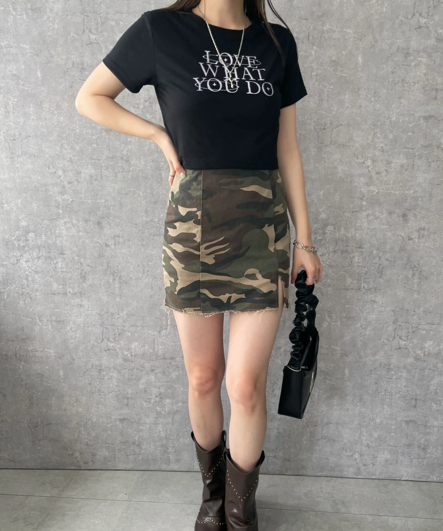 シンプルロゴクロップドT - Image 4