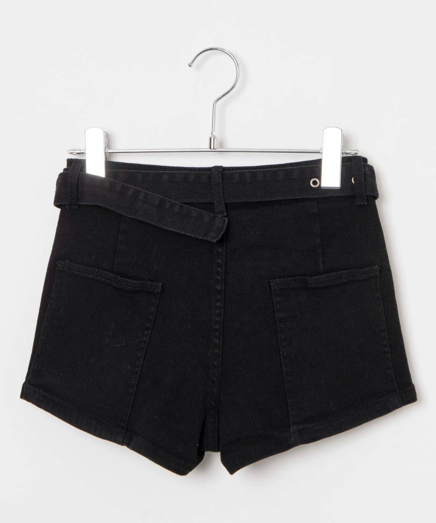ベルト付きスタッズショートパンツ - Image 16