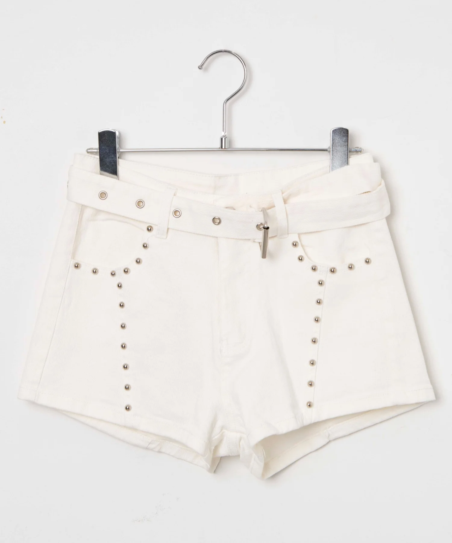 ベルト付きスタッズショートパンツ - Image 18
