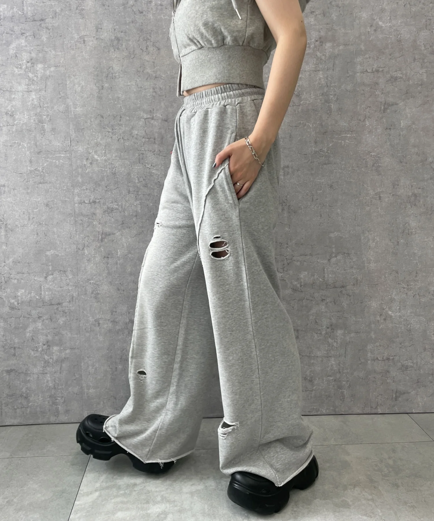 ヴィンテージウォッシュスウェットワイドパンツ - Image 11