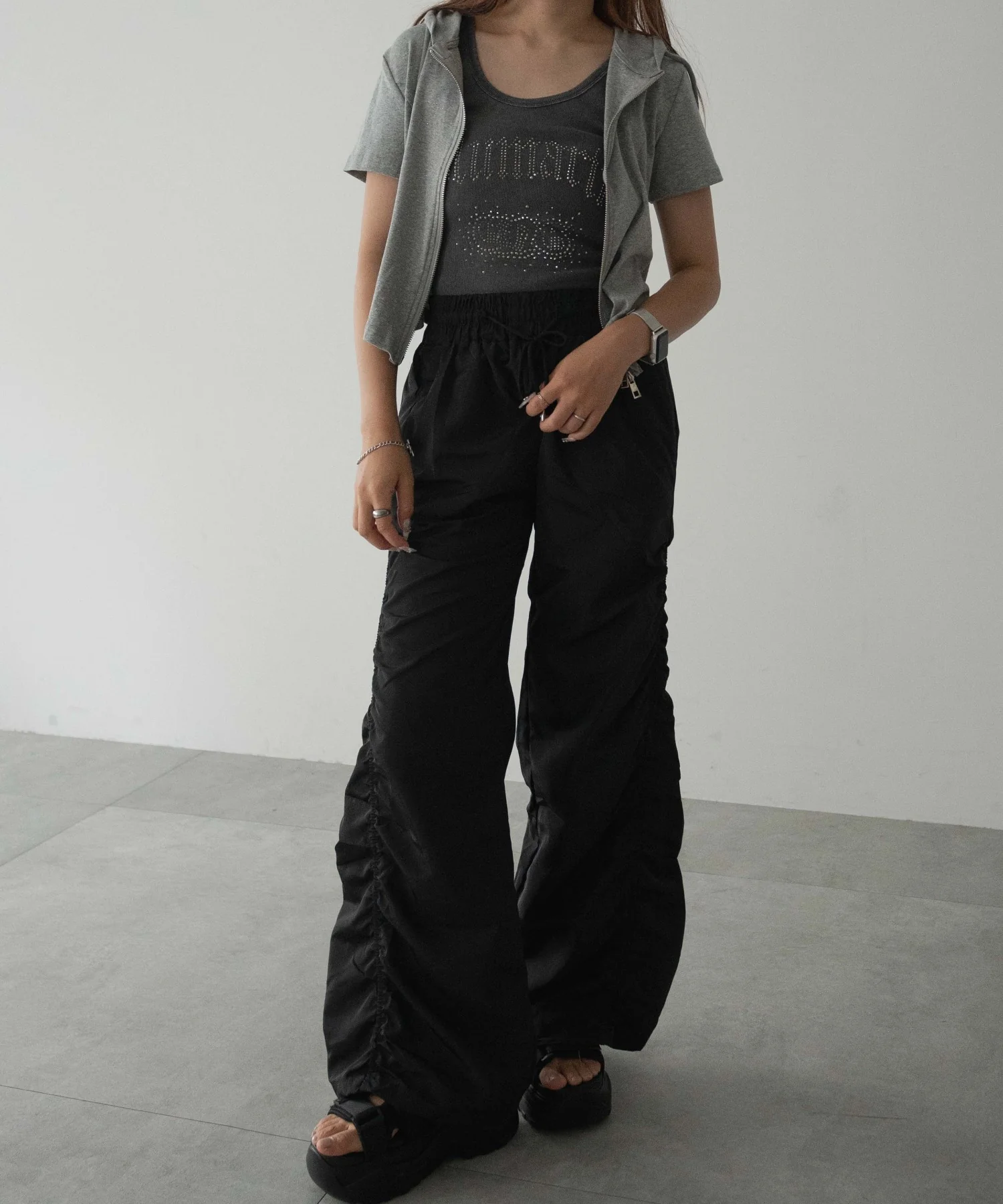 ストーン付きロゴタンクトップ - Image 13