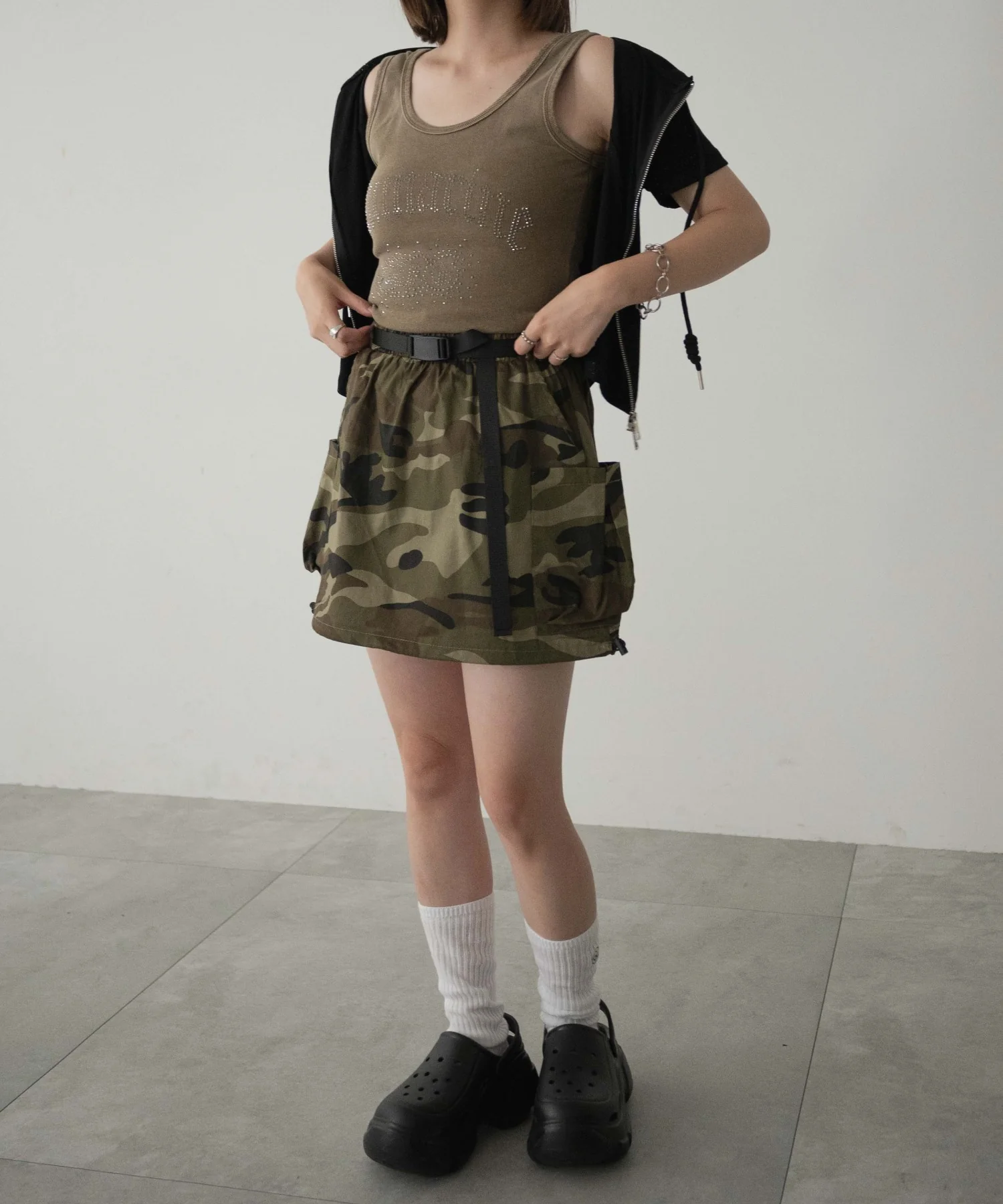 ストーン付きロゴタンクトップ - Image 3