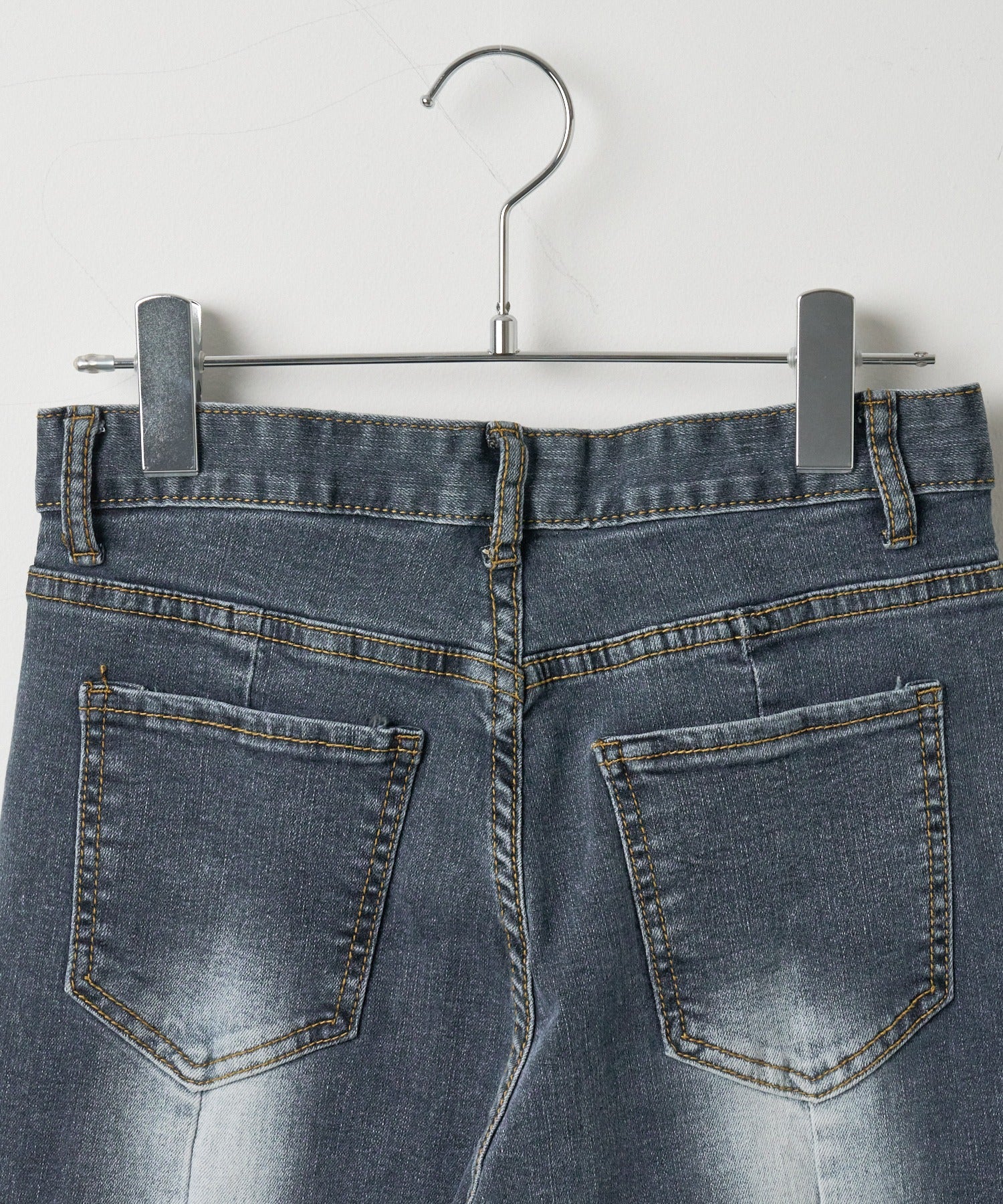 ストレッチフレアデニムパンツ - Image 14