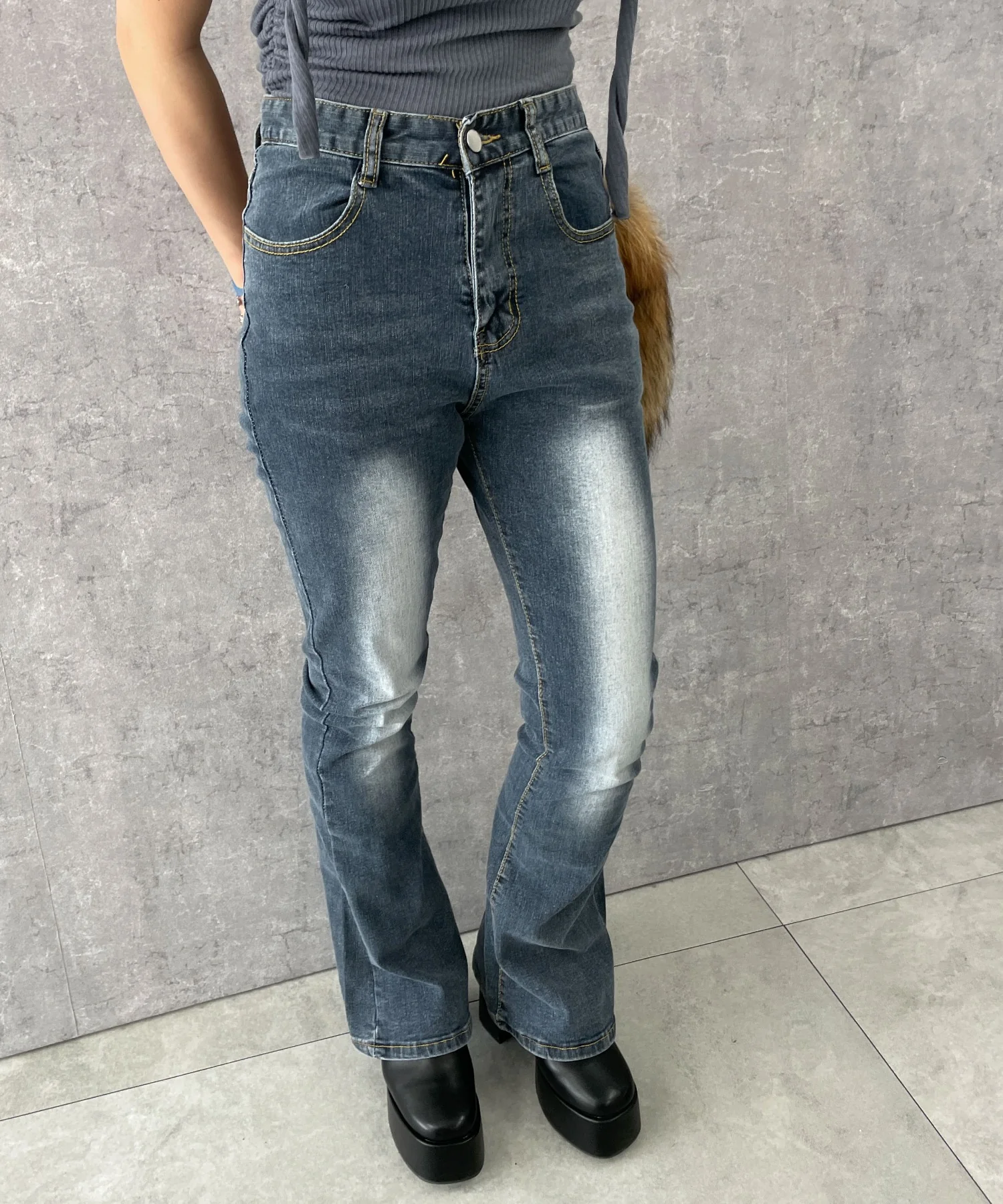 ストレッチフレアデニムパンツ - Image 8