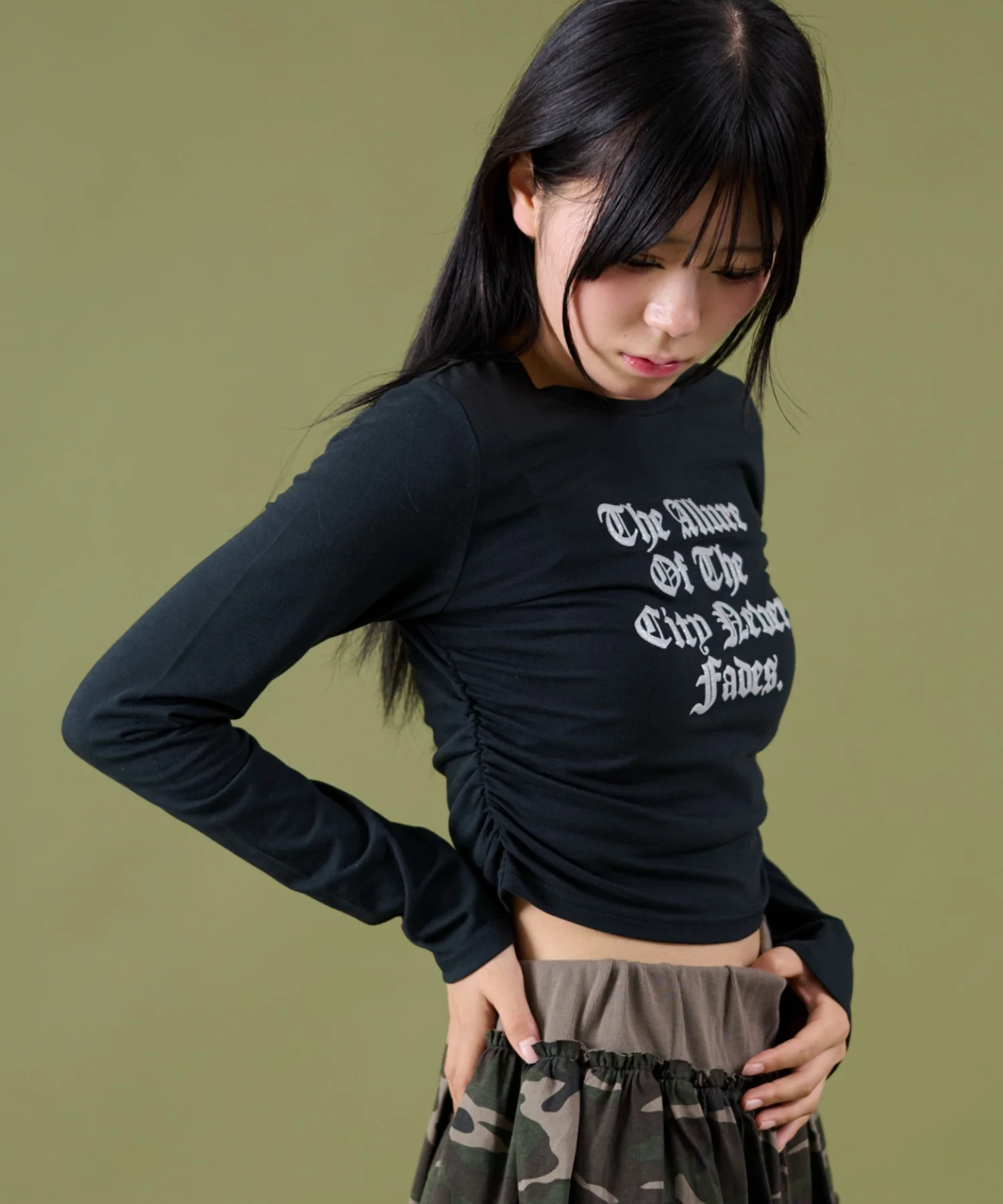 サイドギャザーレターロゴロンT - Image 10