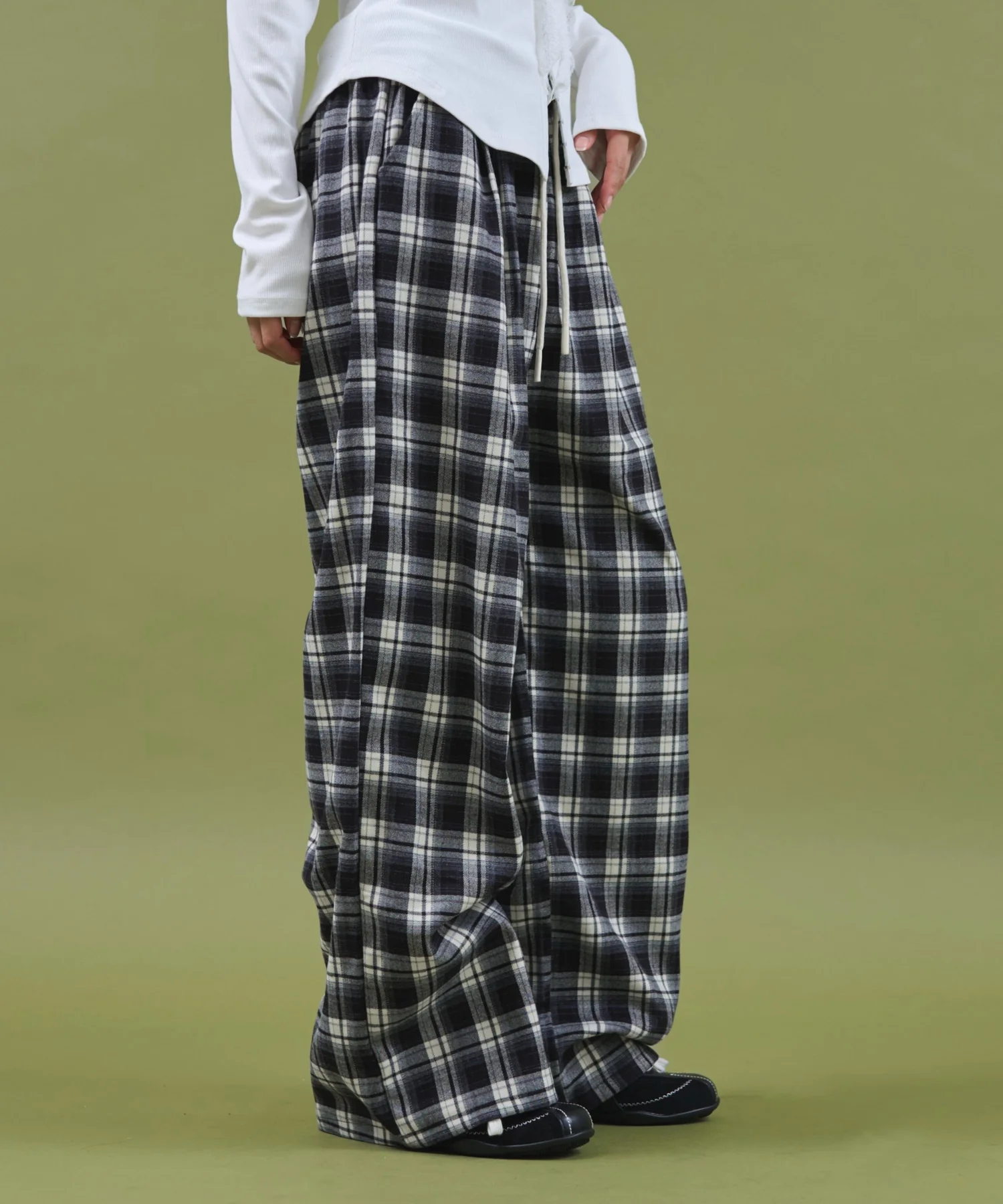 ワイドルーズチェックパンツ - Image 9