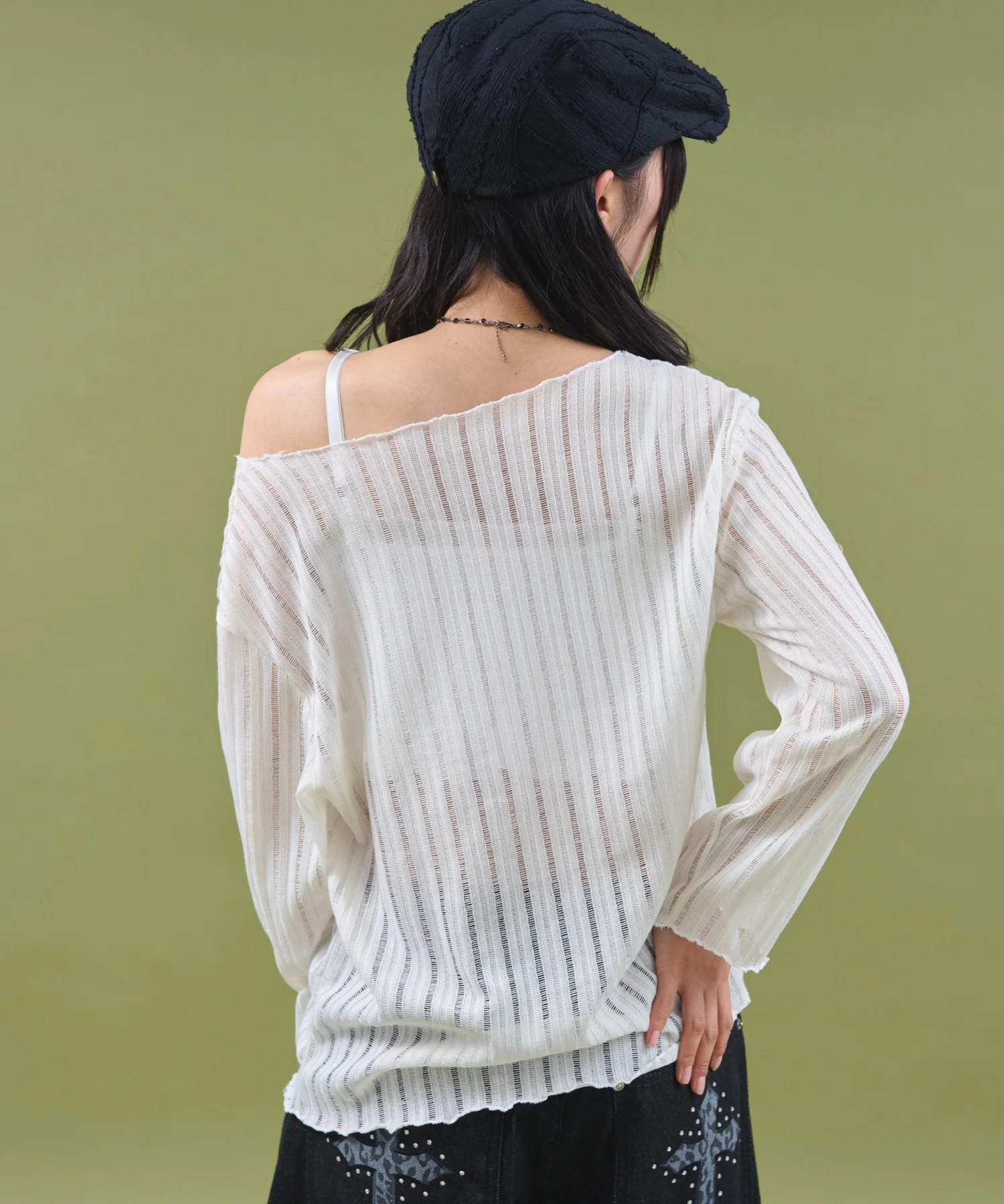オフショルグラッフィックニット - Image 6