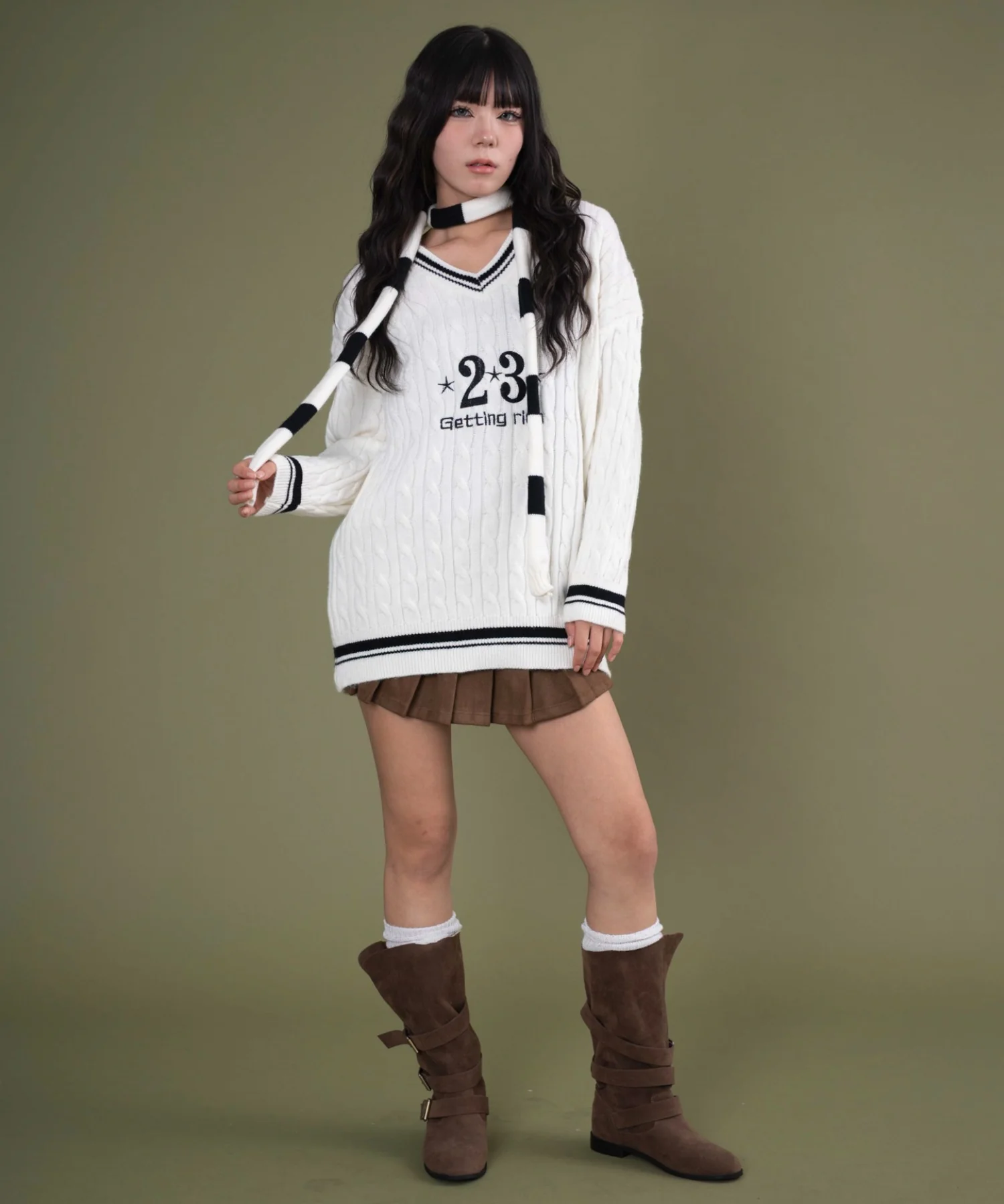 マフラー付きチルデンニット - Image 7