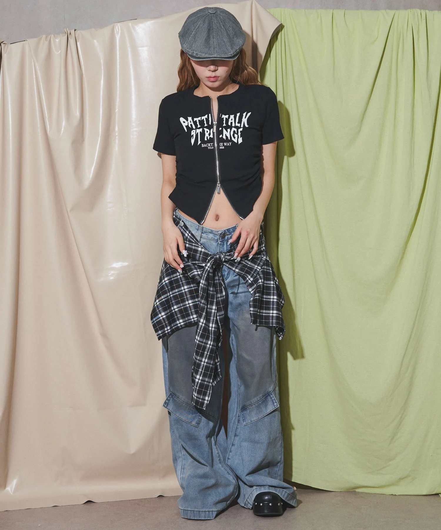 グラフィックロゴWジップSSトップス - Image 15