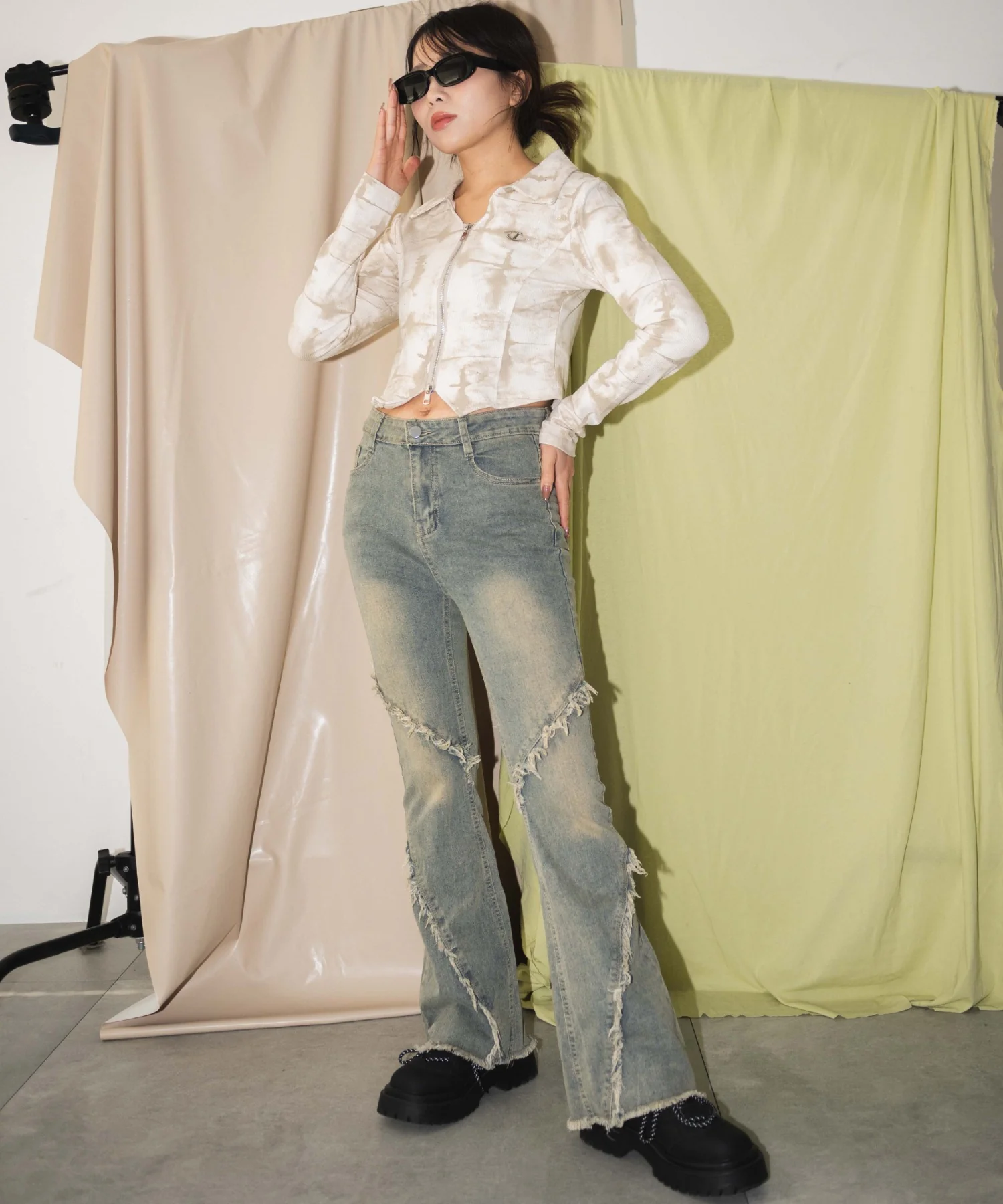 ブローチ付きWジップトップス - Image 8