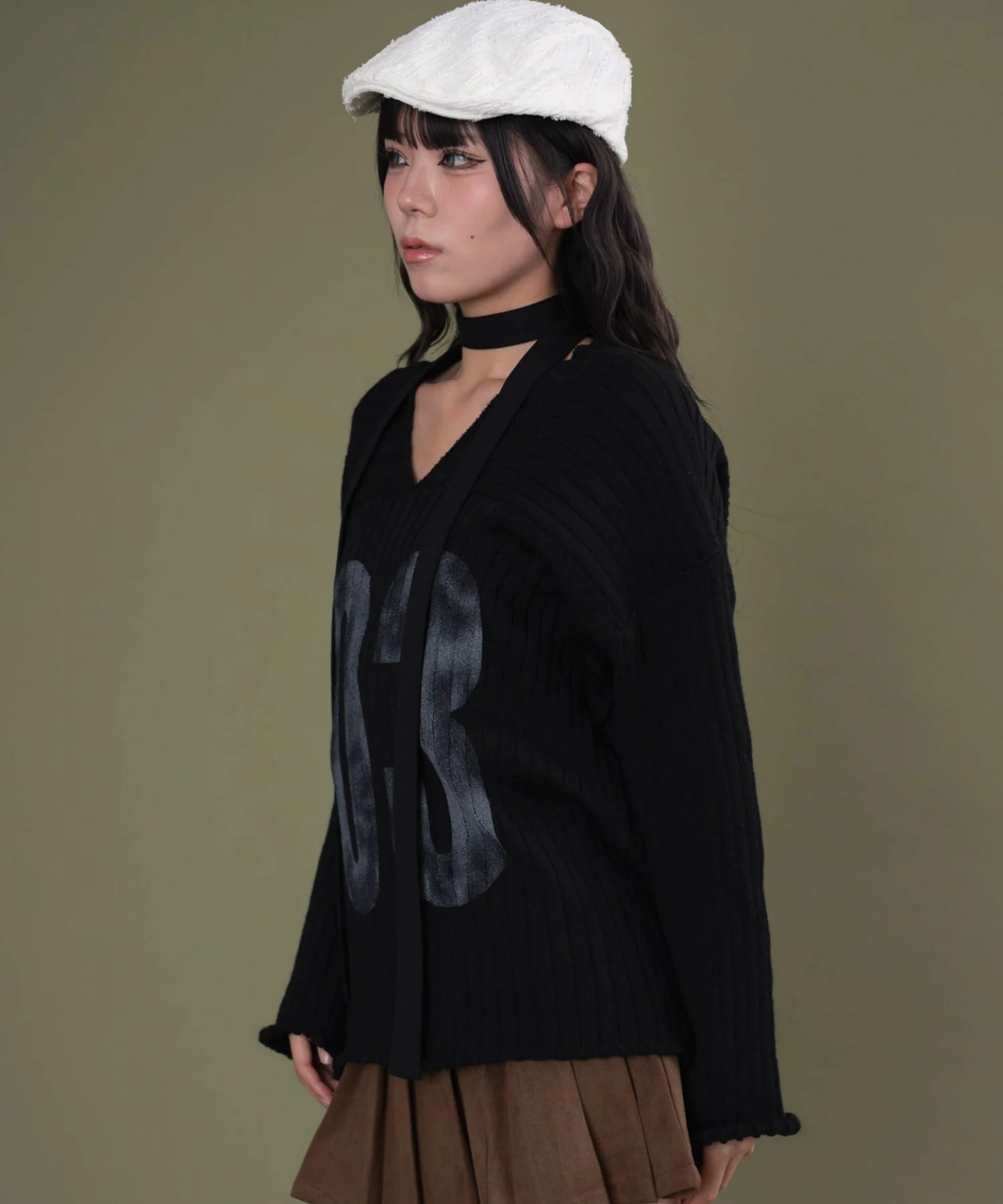 Vネックナンバービッグニット - Image 3