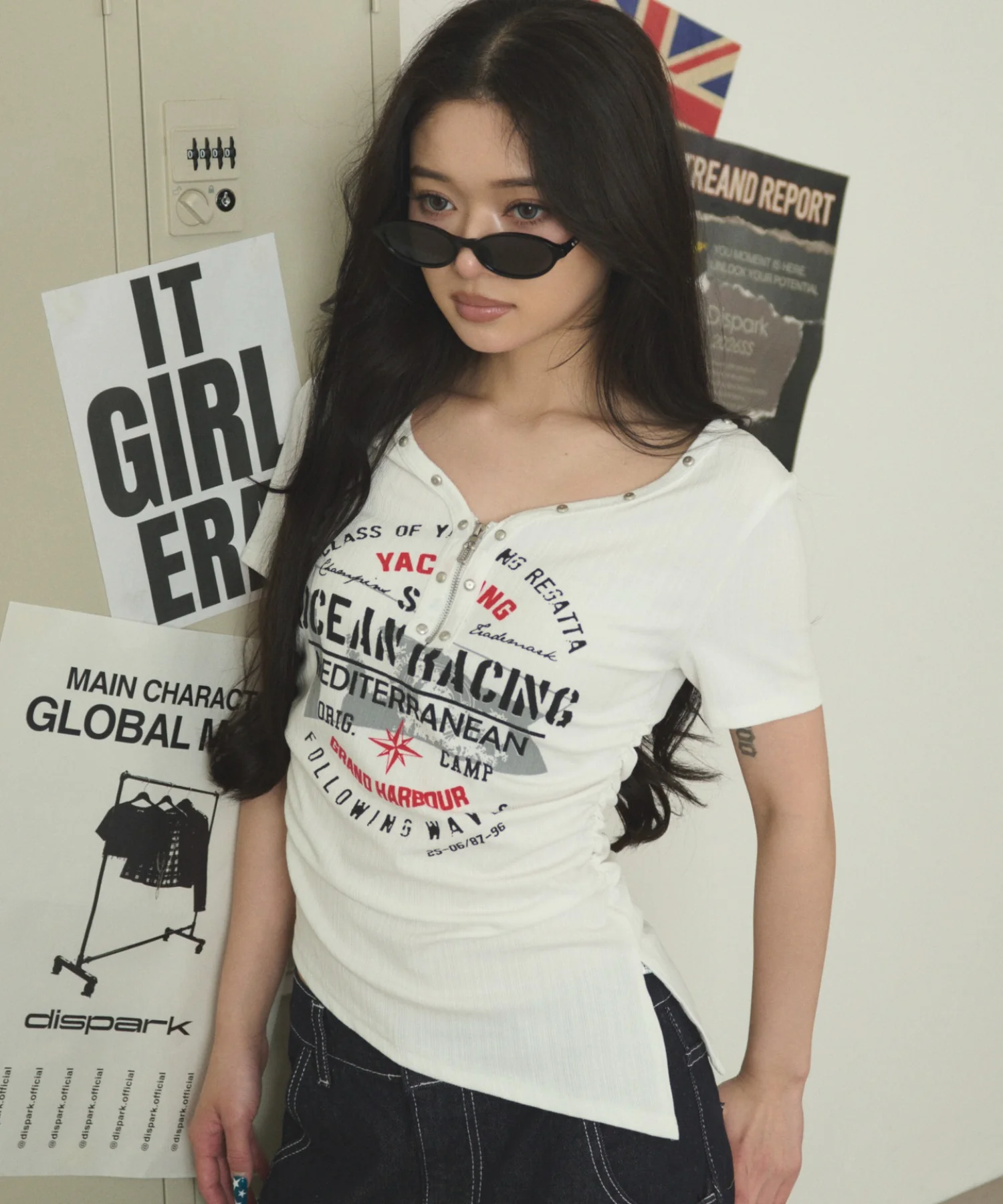 スタッズジップVネックSS Tシャツ - Image 6