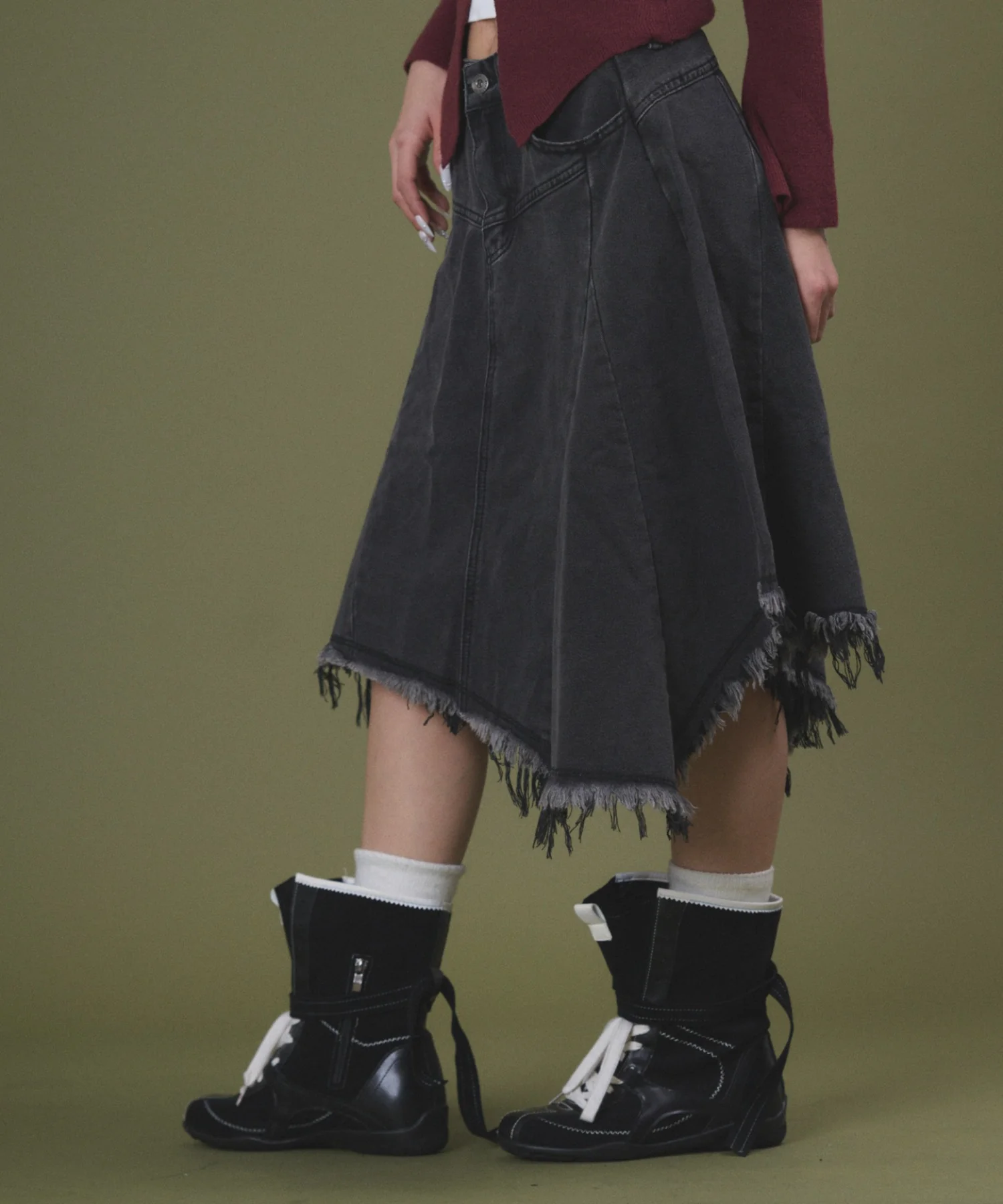 タックフリンジデニムスカート - Image 4