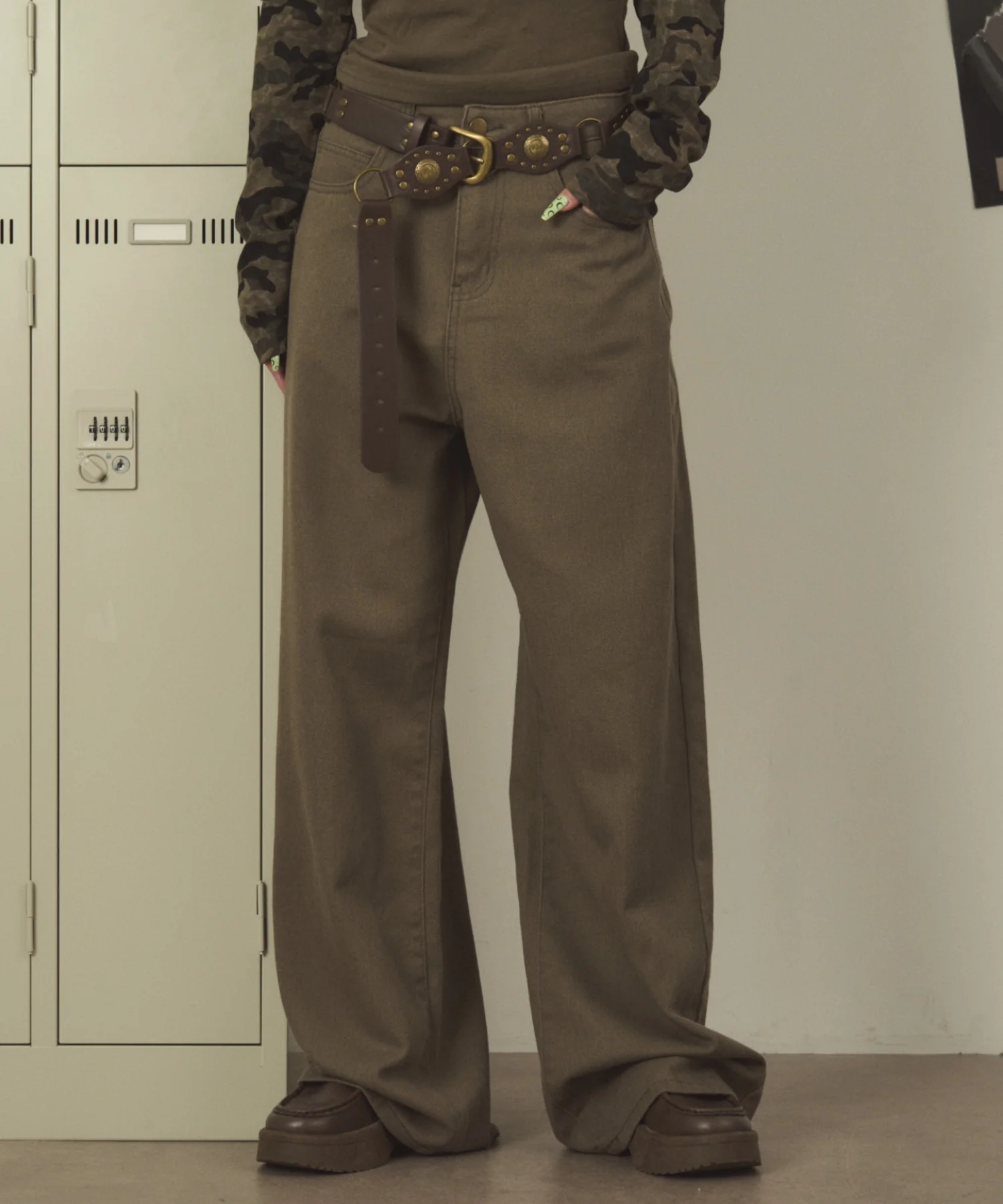 ウォッシュドワイドパンツ