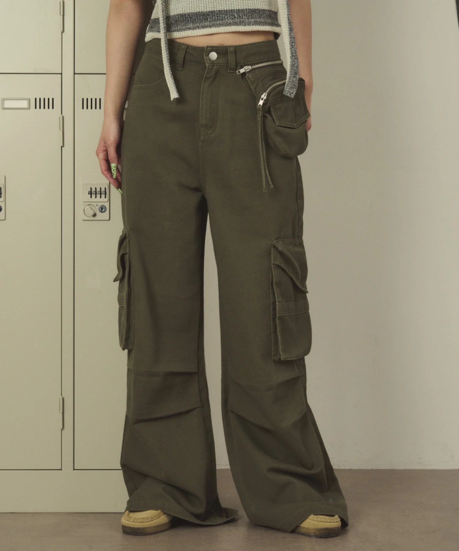 ポーチ付きウォッシュドカーゴパンツ - Image 10