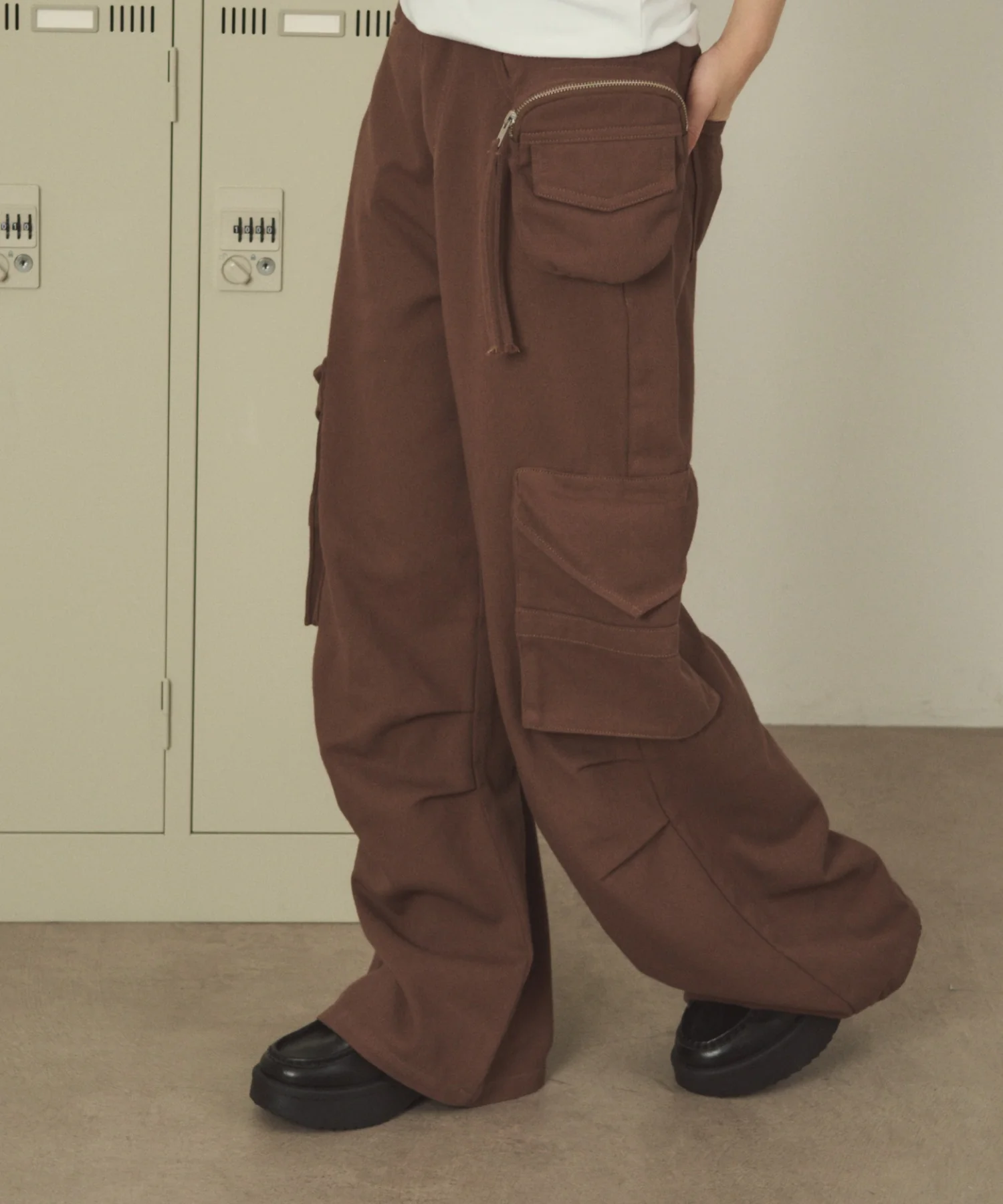 ポーチ付きウォッシュドカーゴパンツ - Image 7